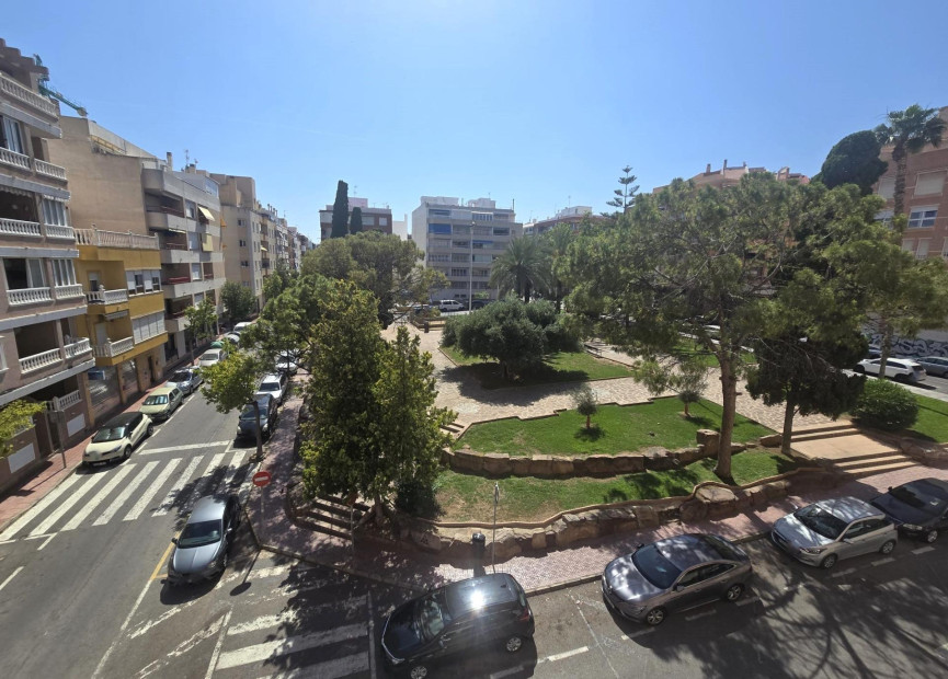Resale - 1. Apartment / flat - Torrevieja - Costa Blanca South
