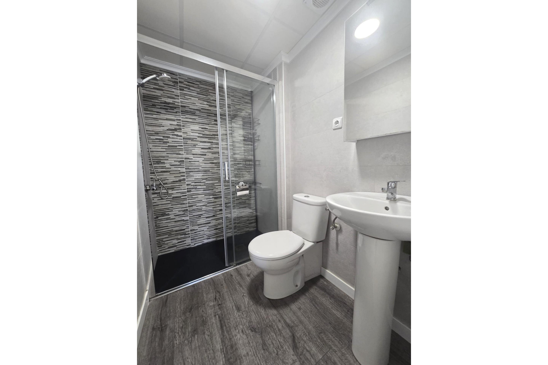 Resale - 1. Apartment / flat - Torrevieja - Costa Blanca South