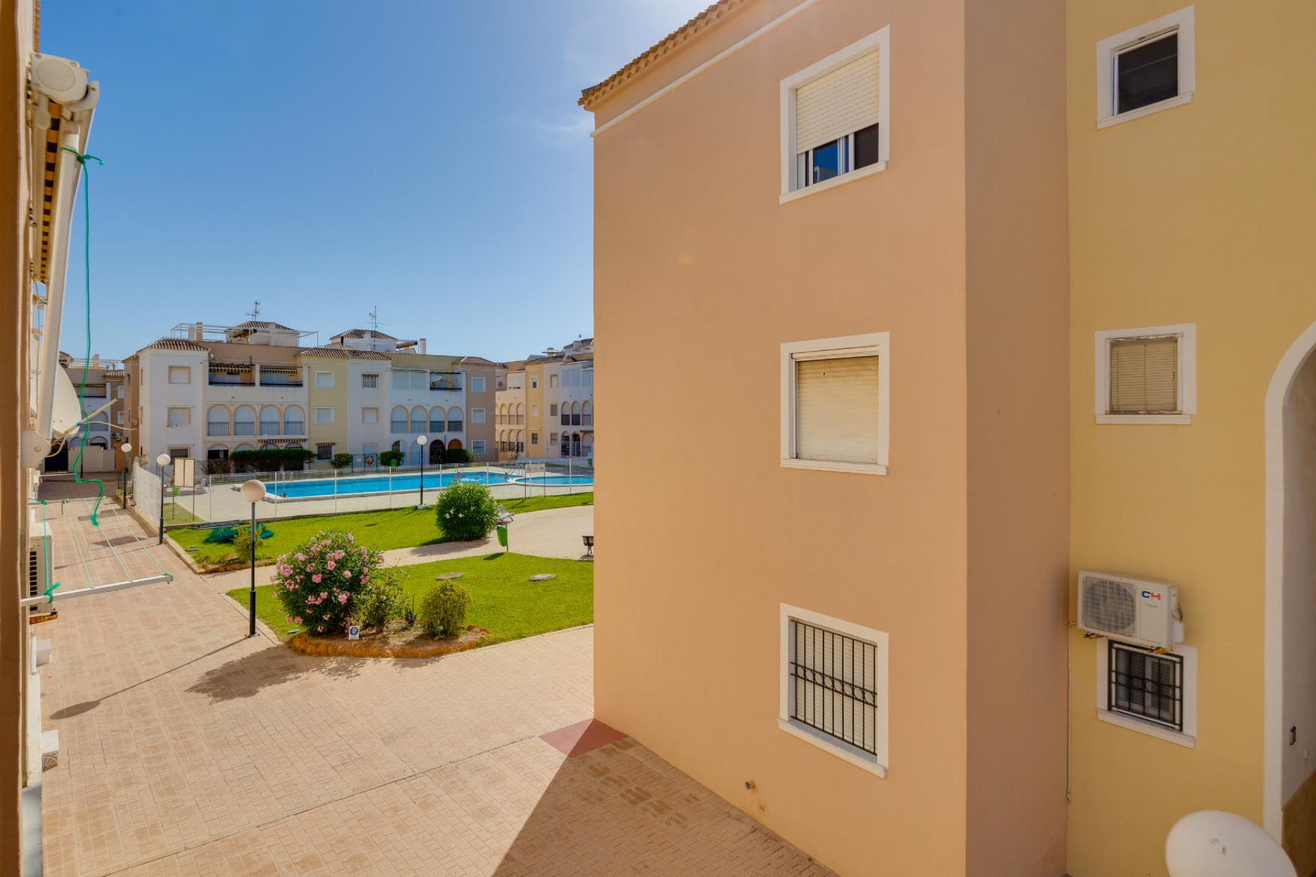 Resale - 1. Apartment / flat - Torrevieja - Costa Blanca South