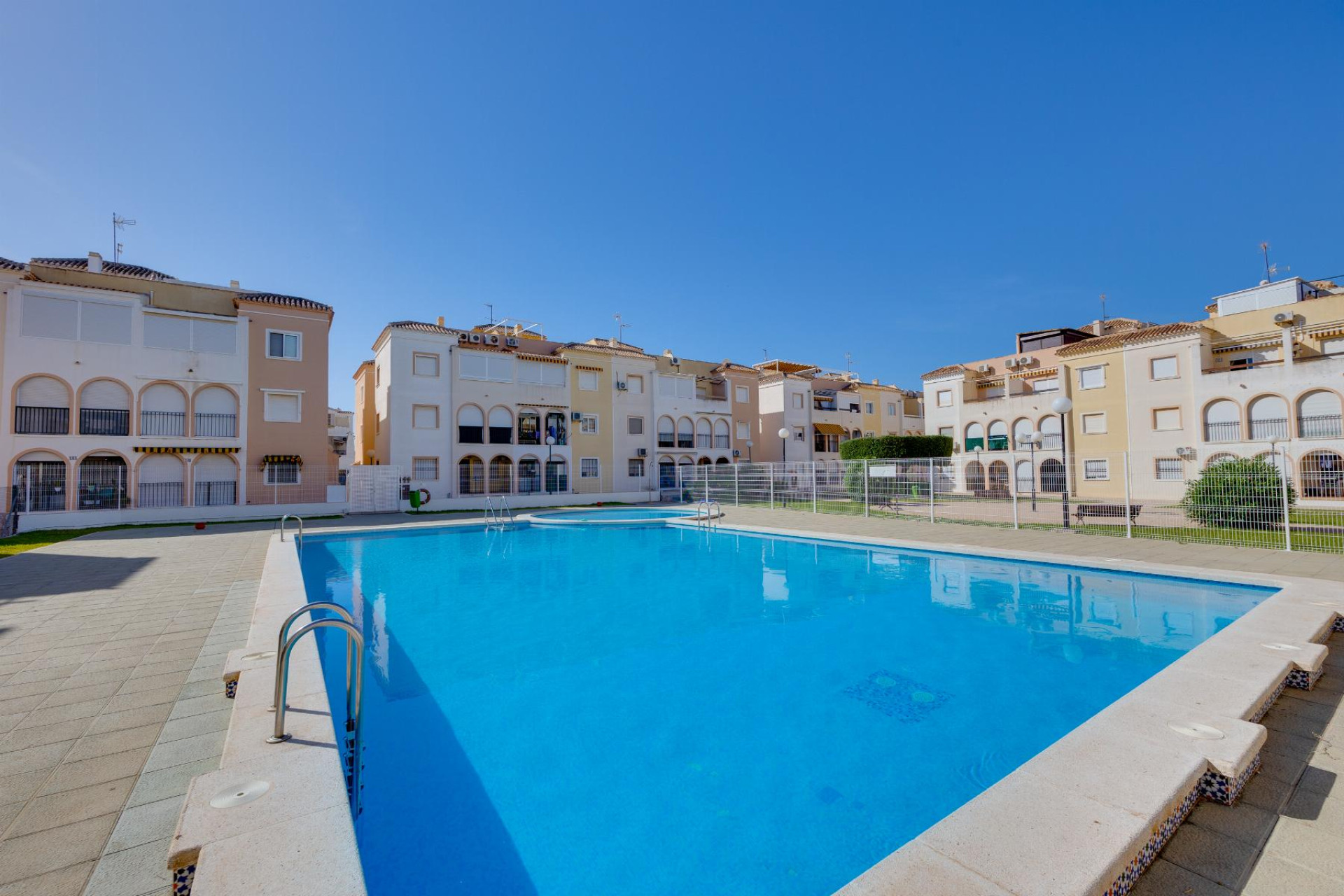 Resale - 1. Apartment / flat - Torrevieja - Costa Blanca South