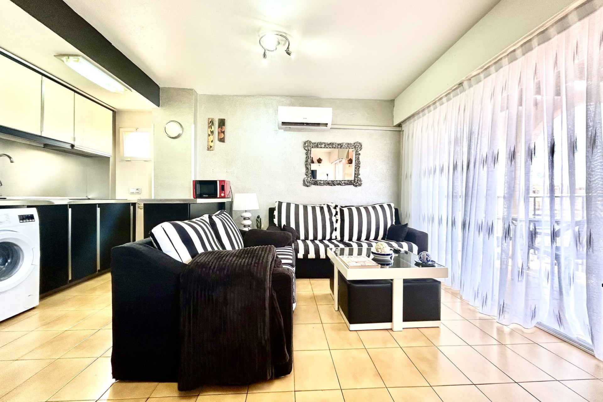 Resale - 1. Apartment / flat - Torrevieja - Costa Blanca South