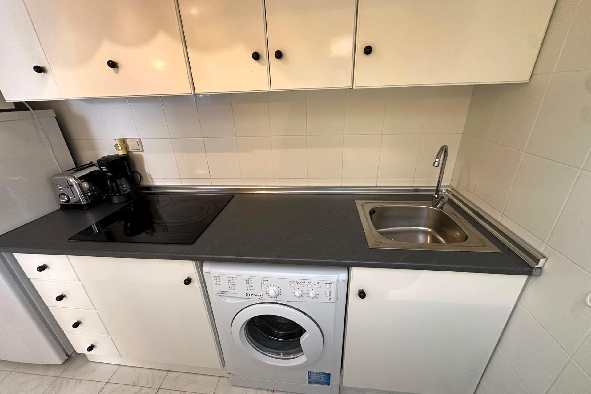 Resale - 1. Apartment / flat - Torrevieja - Costa Blanca South