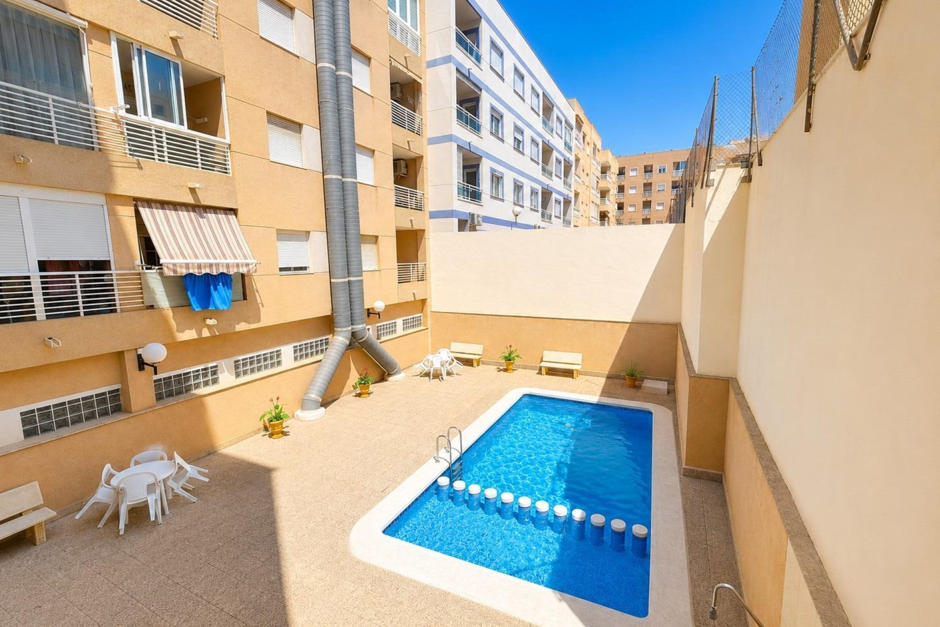 Resale - 1. Apartment / flat - Torrevieja - Costa Blanca South