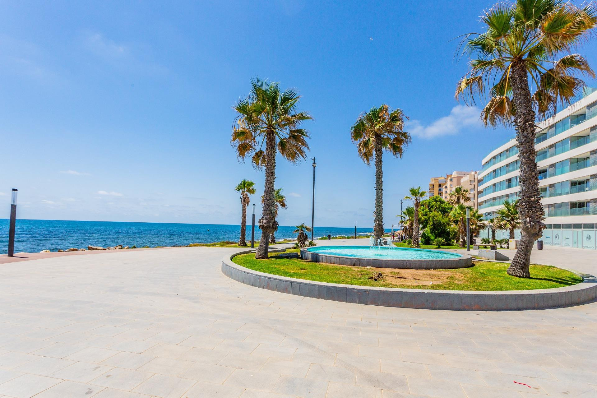Resale - 1. Apartment / flat - Torrevieja - Costa Blanca South