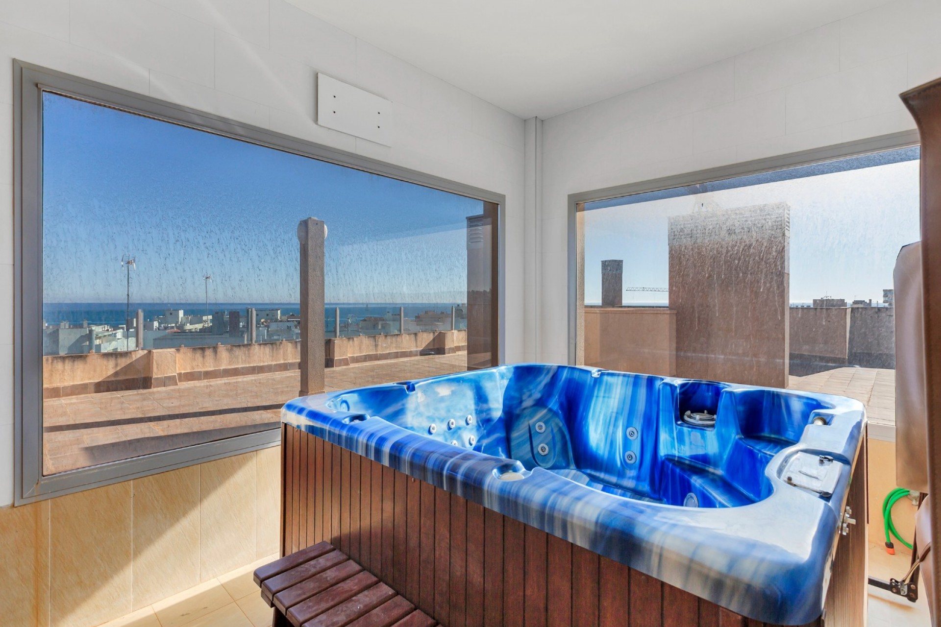 Resale - 1. Apartment / flat - Torrevieja - Costa Blanca South