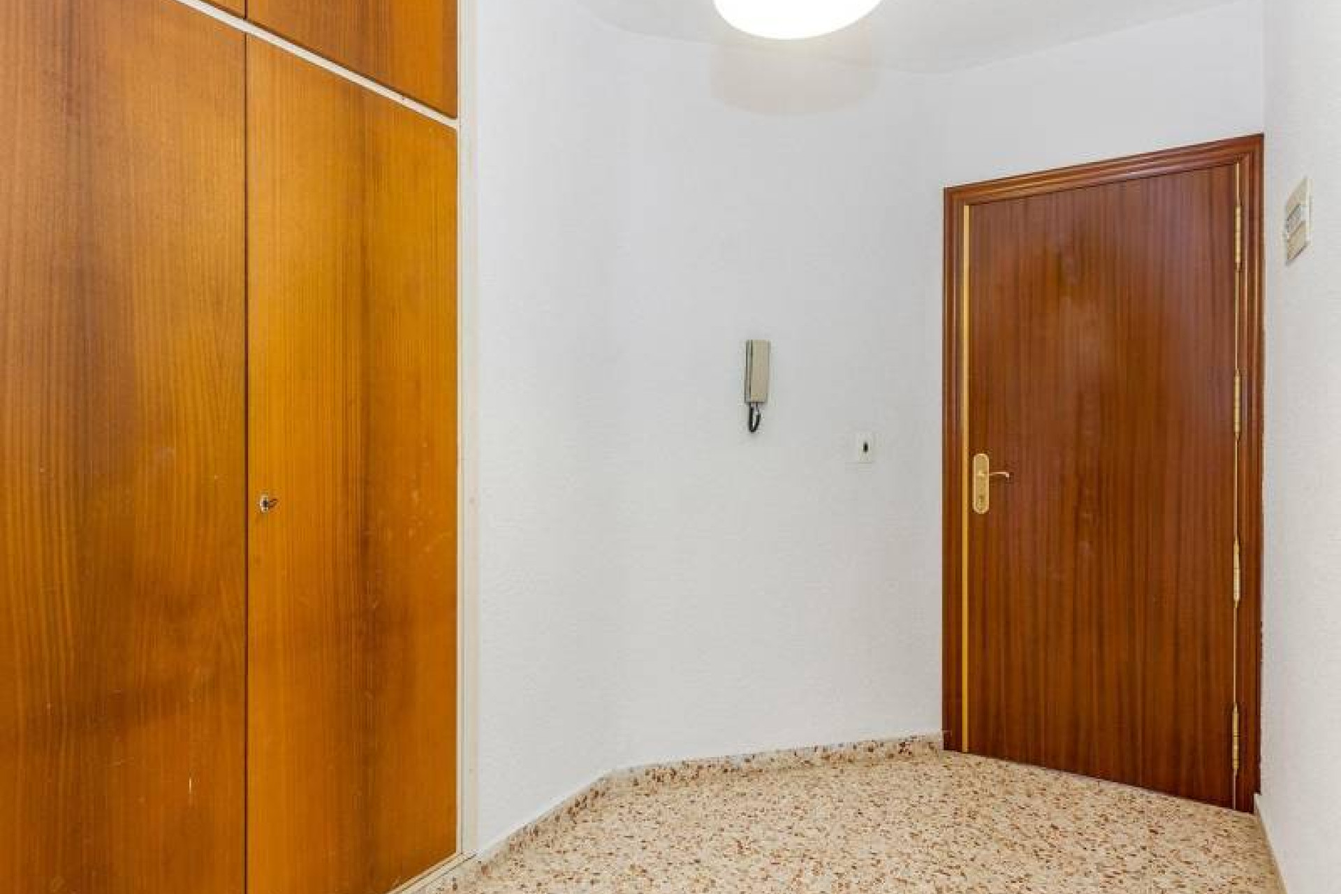 Resale - 1. Apartment / flat - Torrevieja - Costa Blanca South