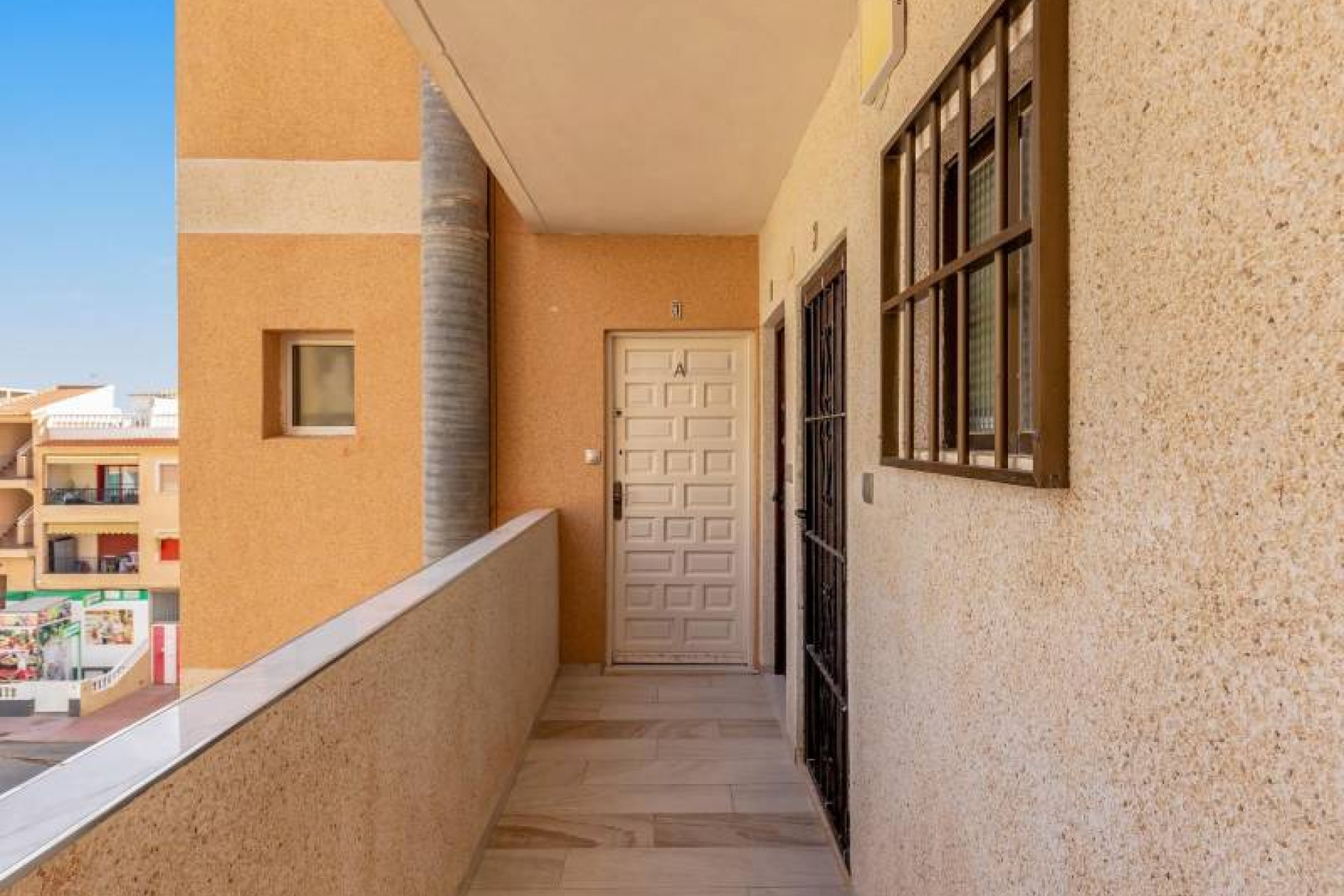 Resale - 1. Apartment / flat - Torrevieja - Costa Blanca South