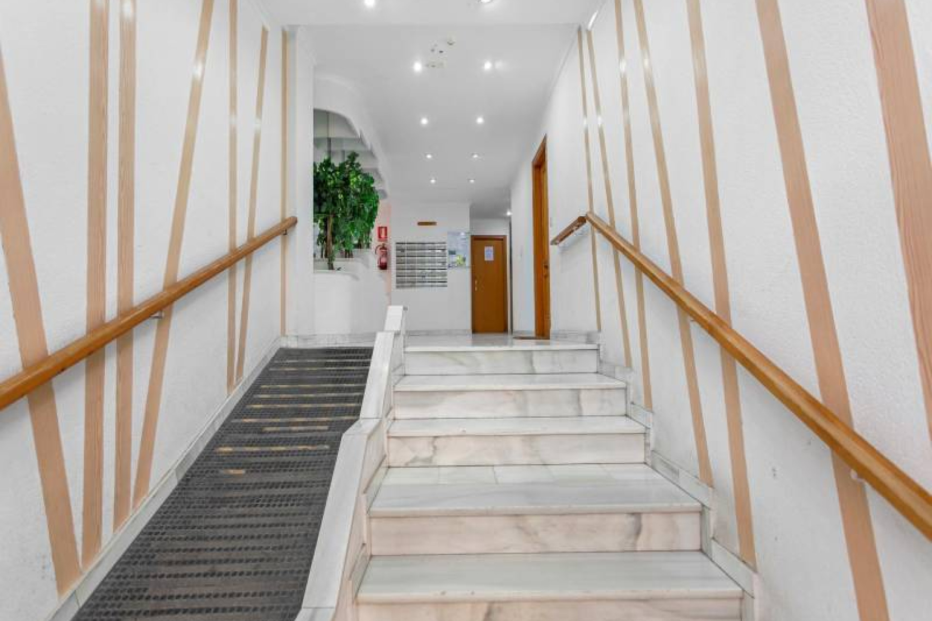 Resale - 1. Apartment / flat - Torrevieja - Costa Blanca South