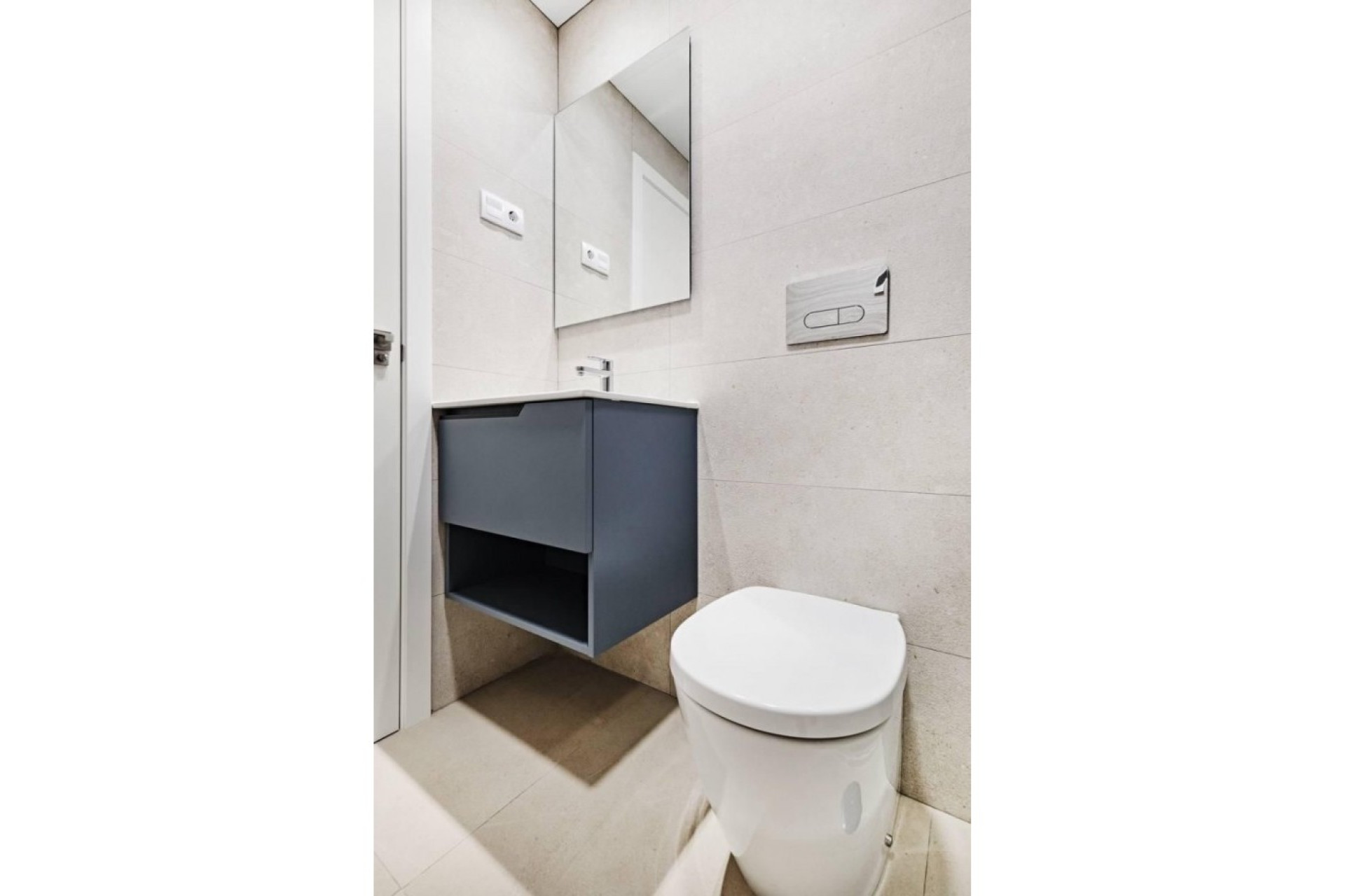 Resale - 1. Apartment / flat - Torrevieja - La Veleta