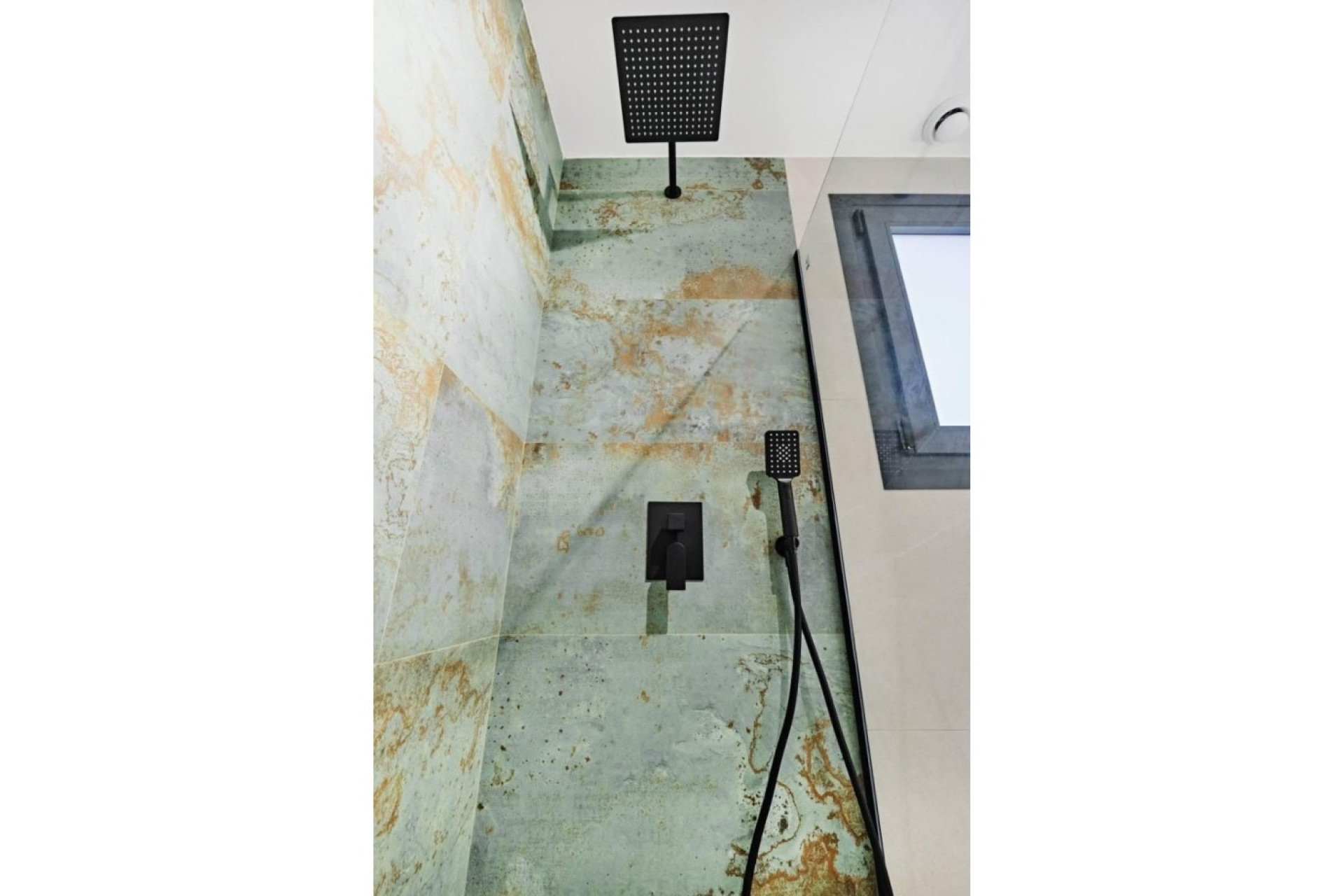 Resale - 1. Apartment / flat - Torrevieja - La Veleta