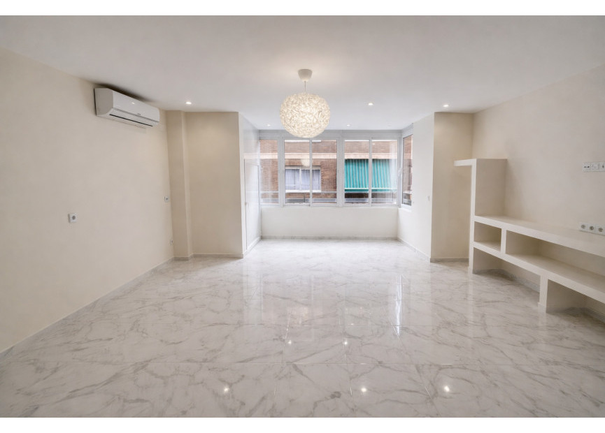 Resale - 1. Apartment / flat - Torrevieja - Muelle Pesquero