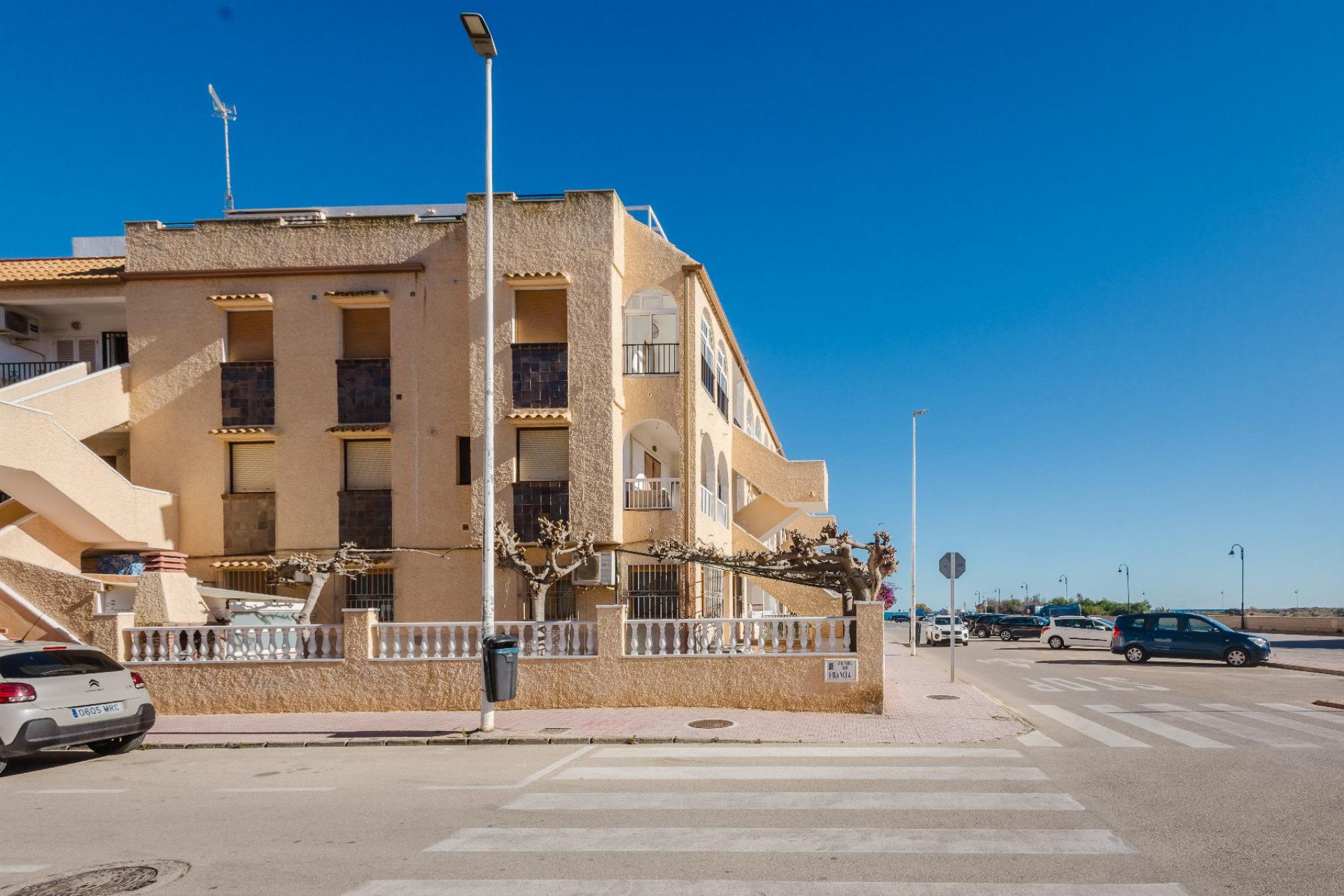 Resale - 1. Apartment / flat - Torrevieja - PLAYA DE LA MATA