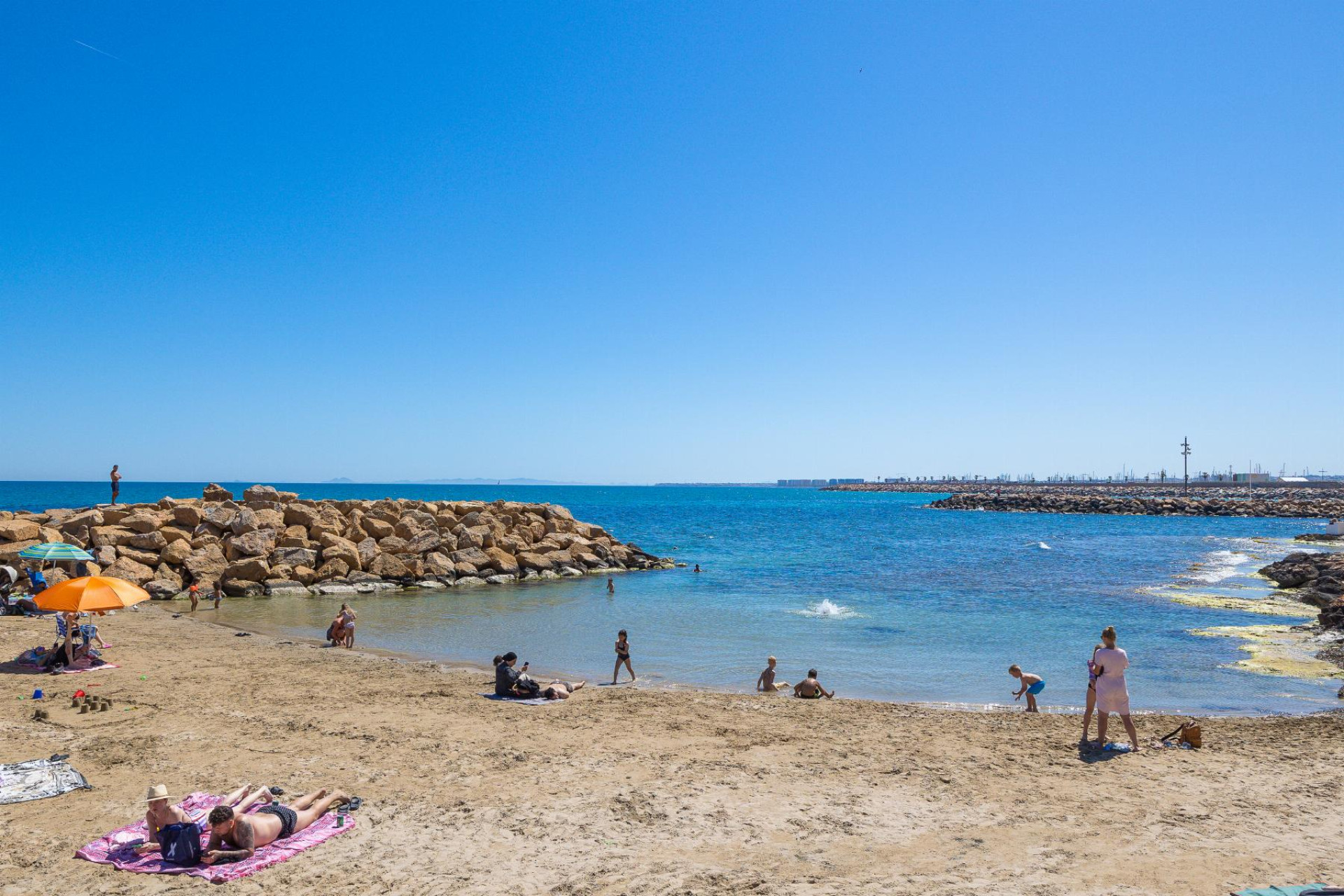 Resale - 1. Apartment / flat - Torrevieja - Playa de Los Locos-Curva del Palangre