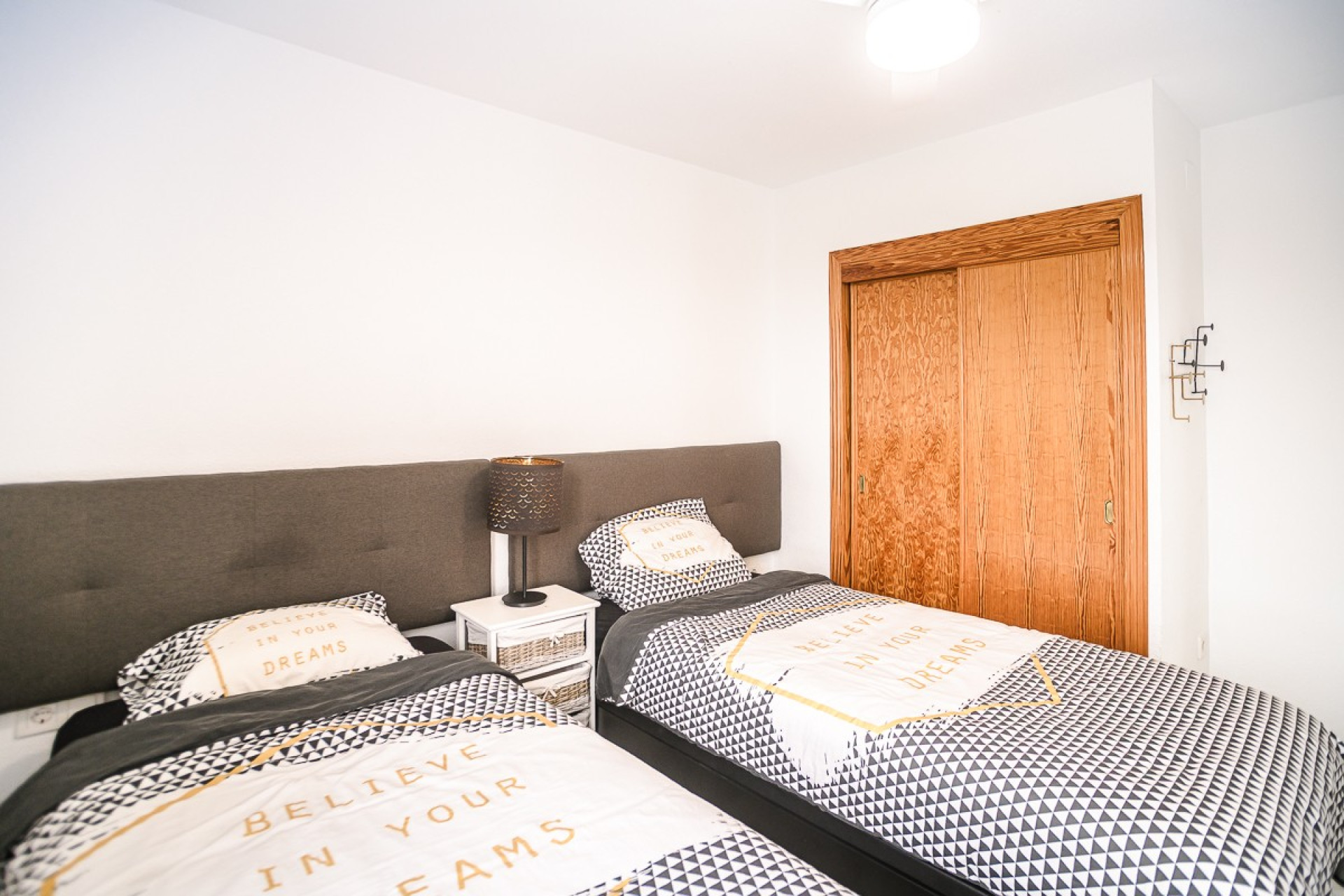 Resale - 1. Apartment / flat - Torrevieja - Punta Prima