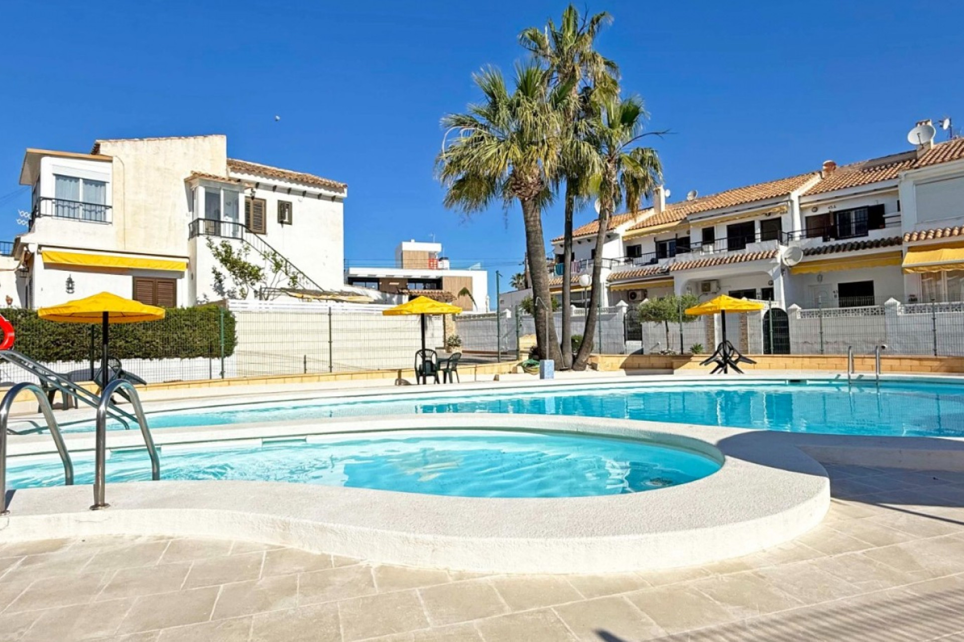 Resale - 1. Apartment / flat - Torrevieja - Torre La Mata