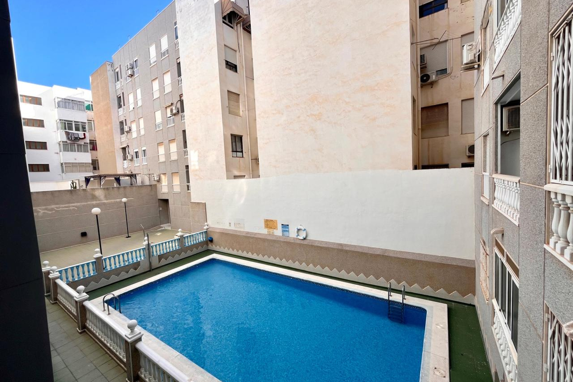 Resale - 1. Apartment / flat - Torrevieja