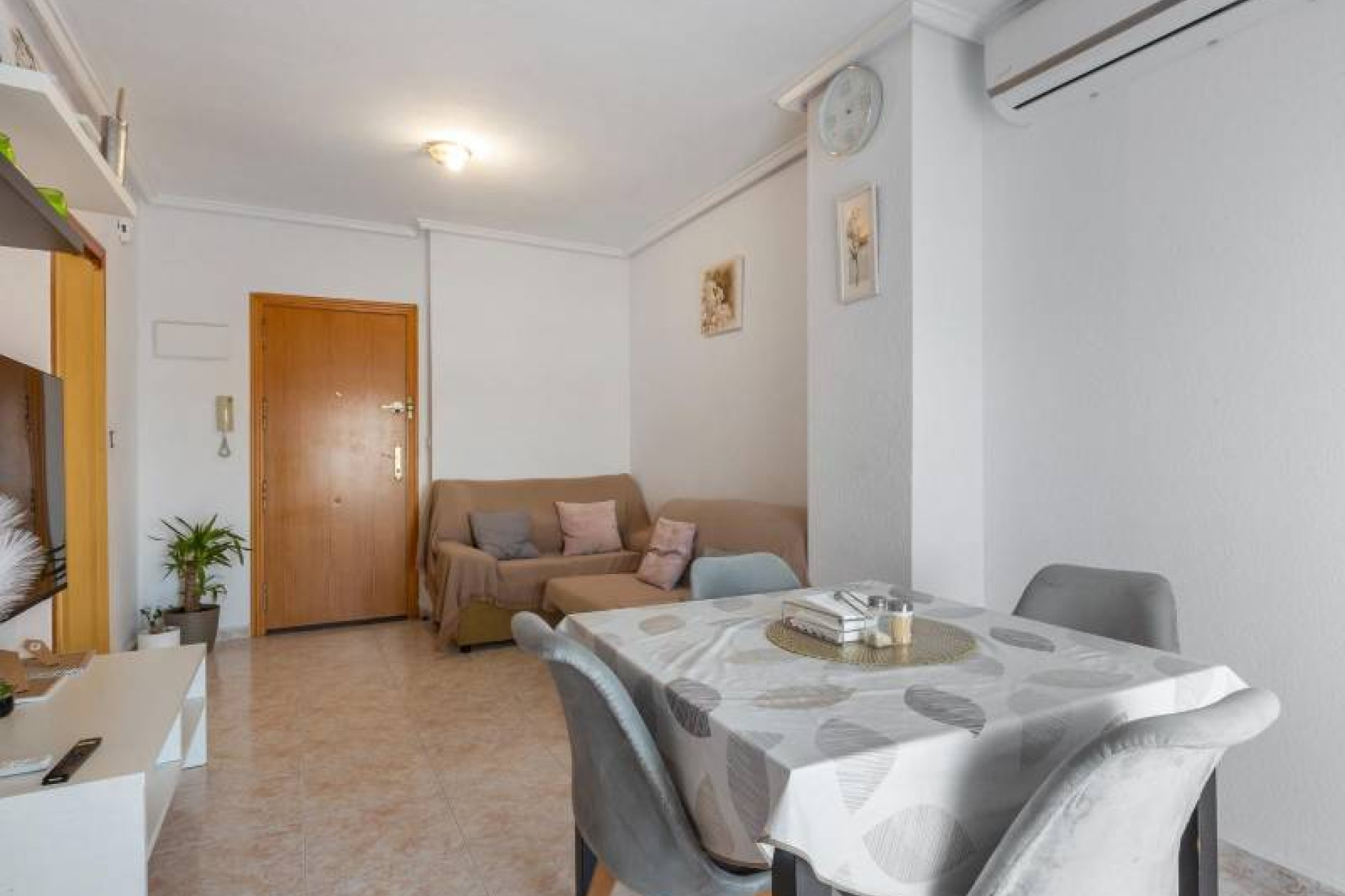 Resale - 1. Apartment / flat - Torrevieja