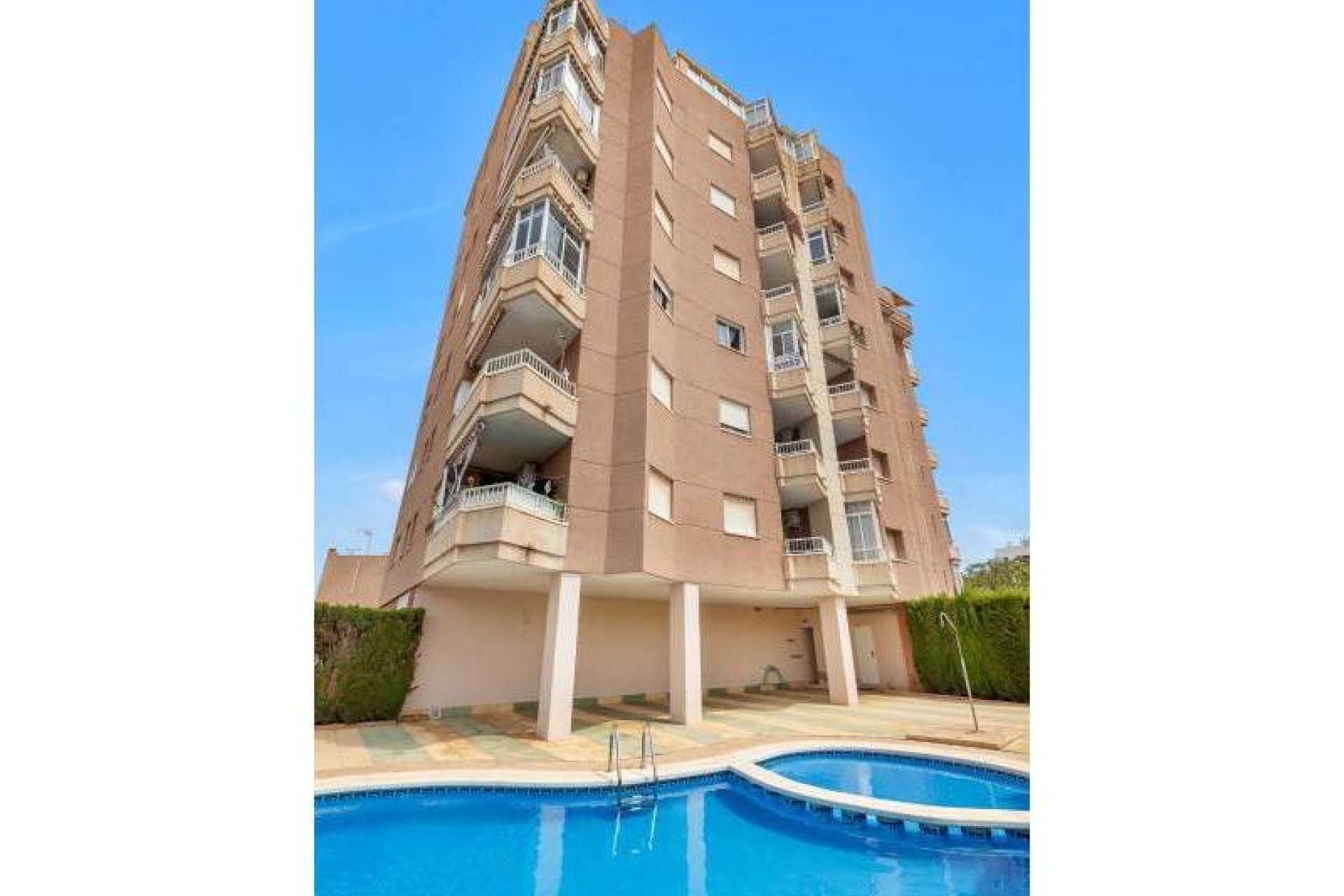 Resale - 1. Apartment / flat - Torrevieja