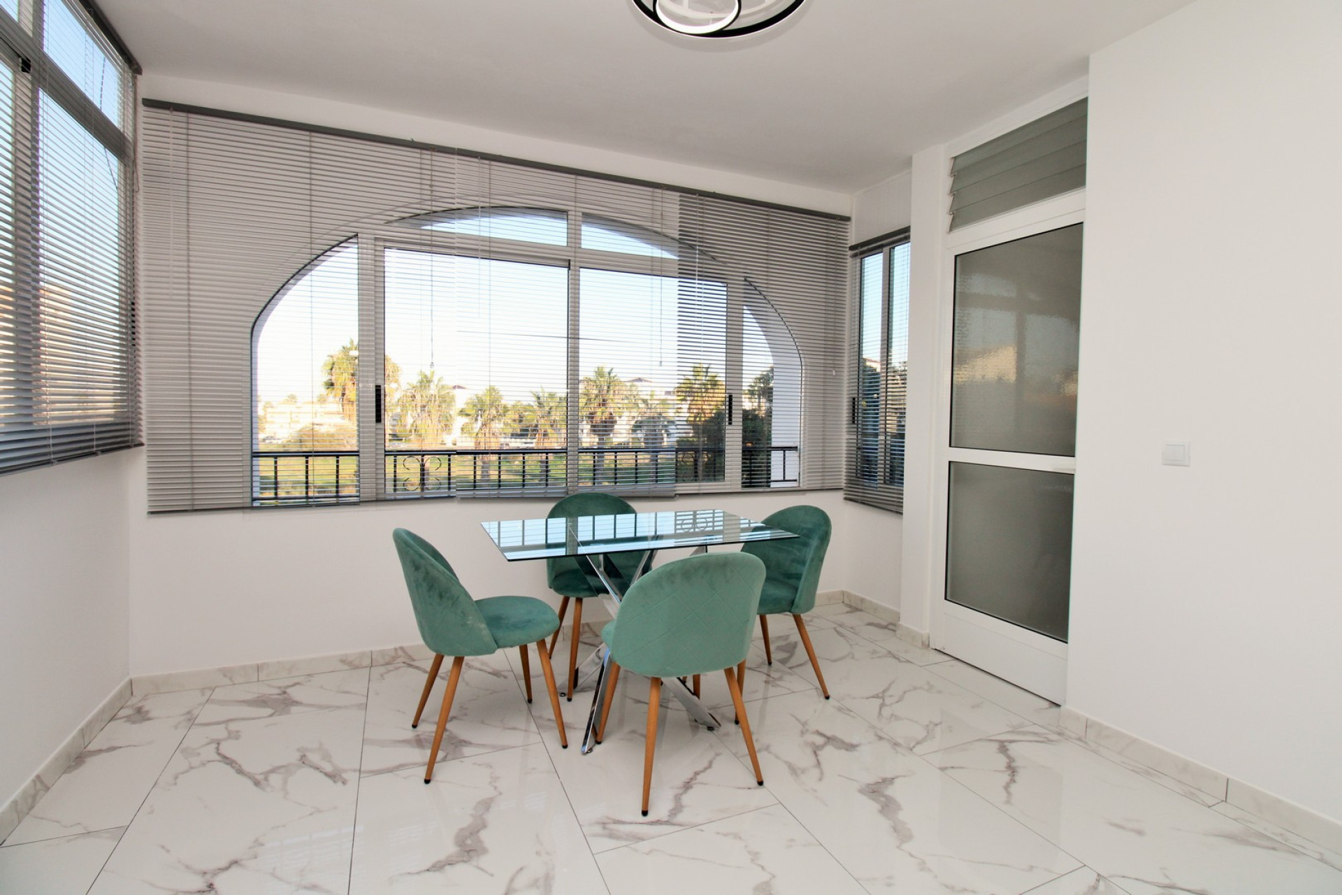 Resale - 1. Apartment / flat - Villamartin - Costa Blanca South