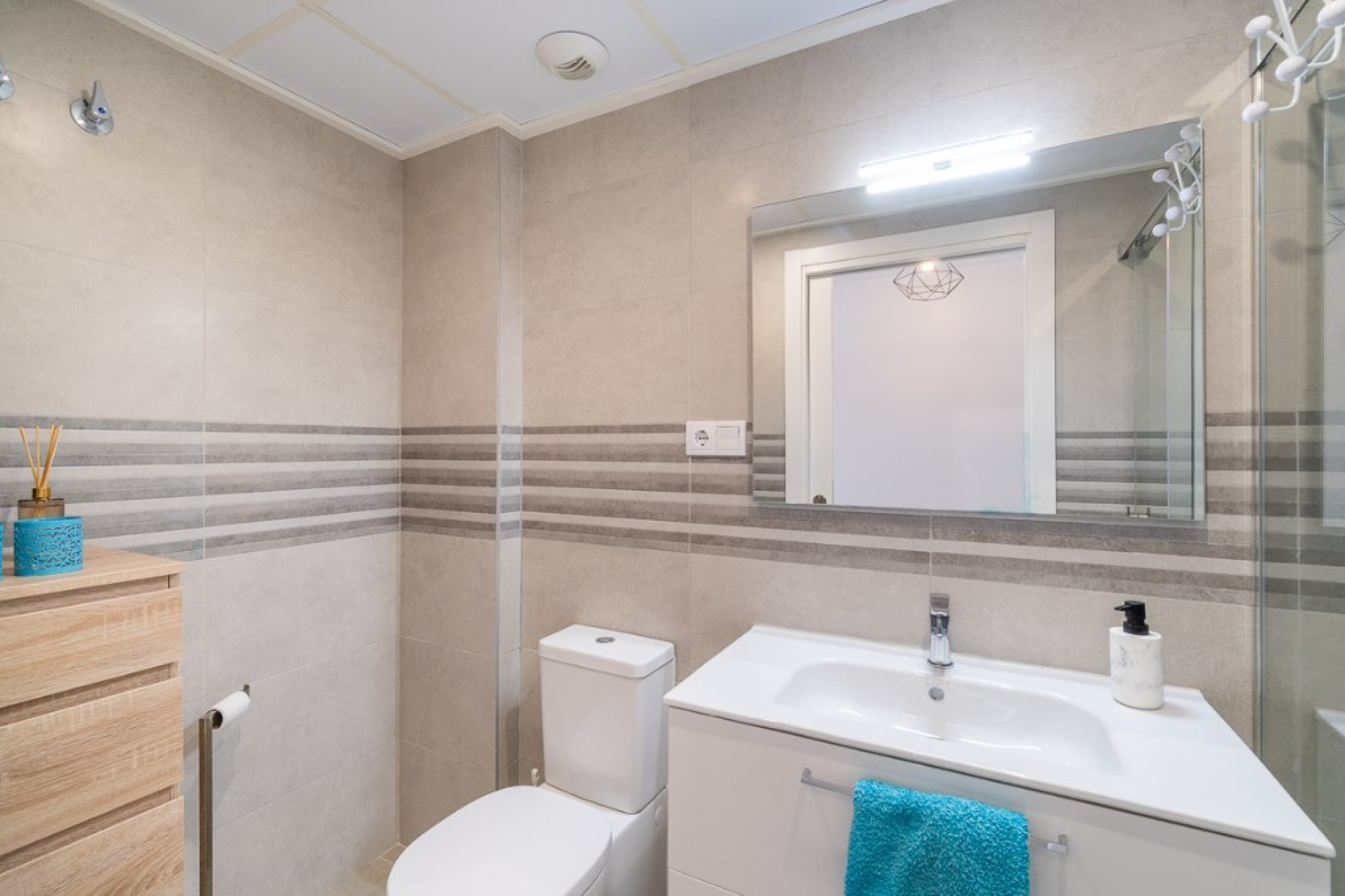 Resale - 1. Apartment / flat - Villamartin - Costa Blanca South