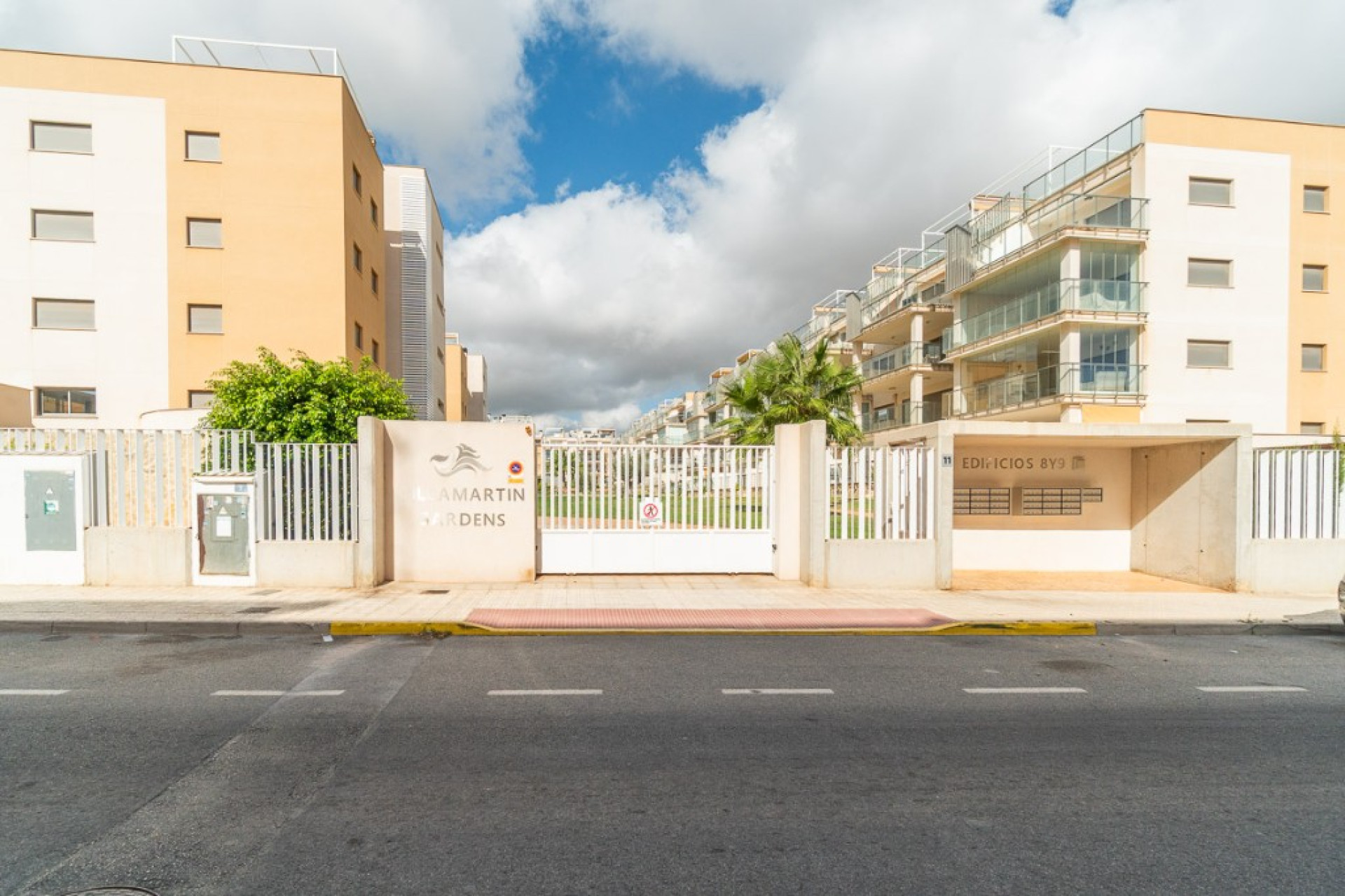 Resale - 1. Apartment / flat - Villamartin - Costa Blanca South