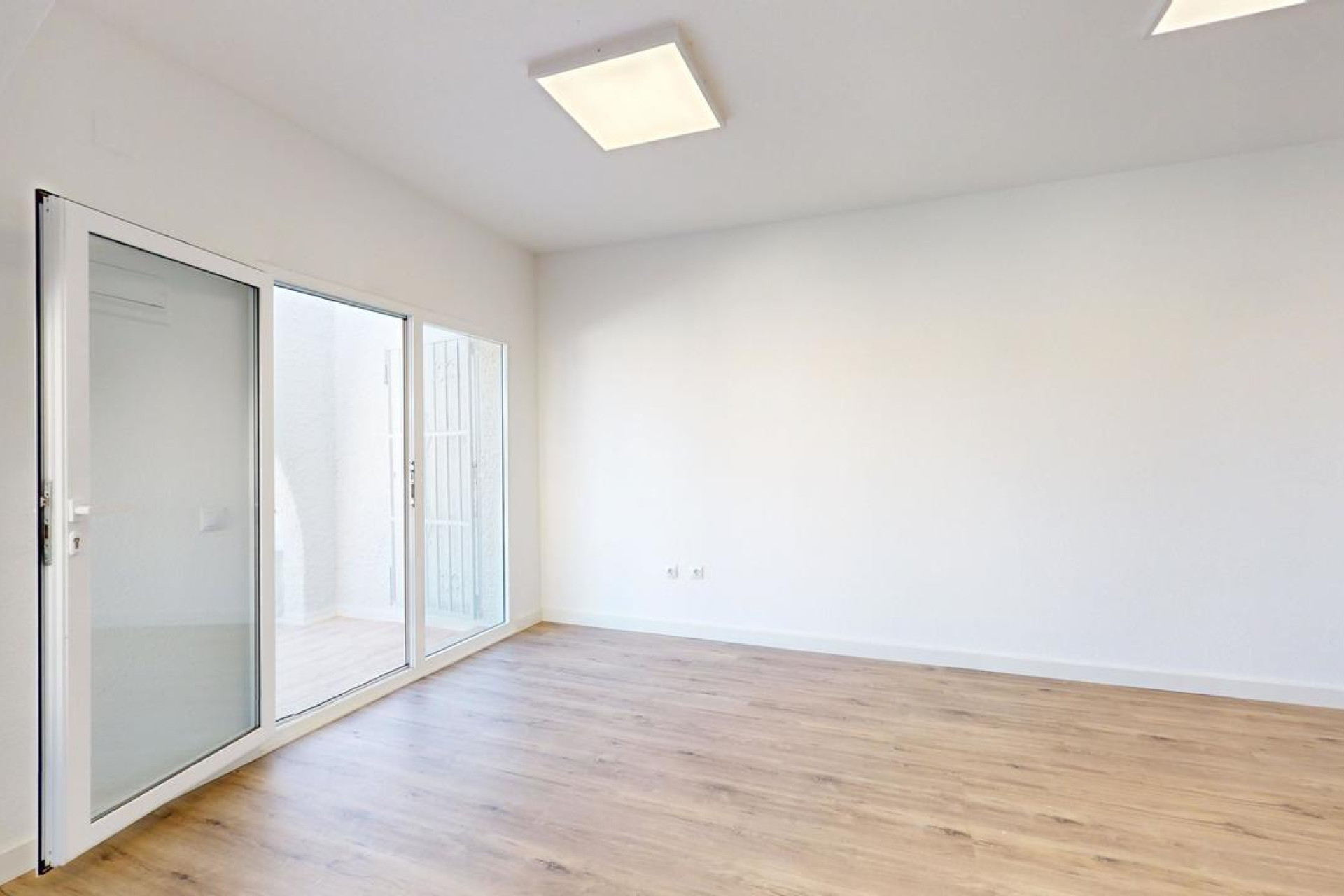 Resale - 1. Apartment / flat - Villamartin - Costa Blanca South