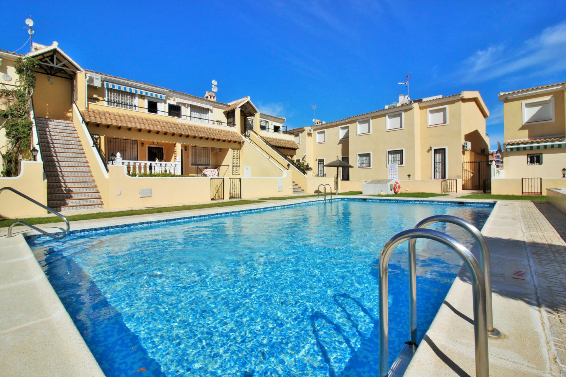 Resale - 1. Apartment / flat - Villamartin - Costa Blanca South