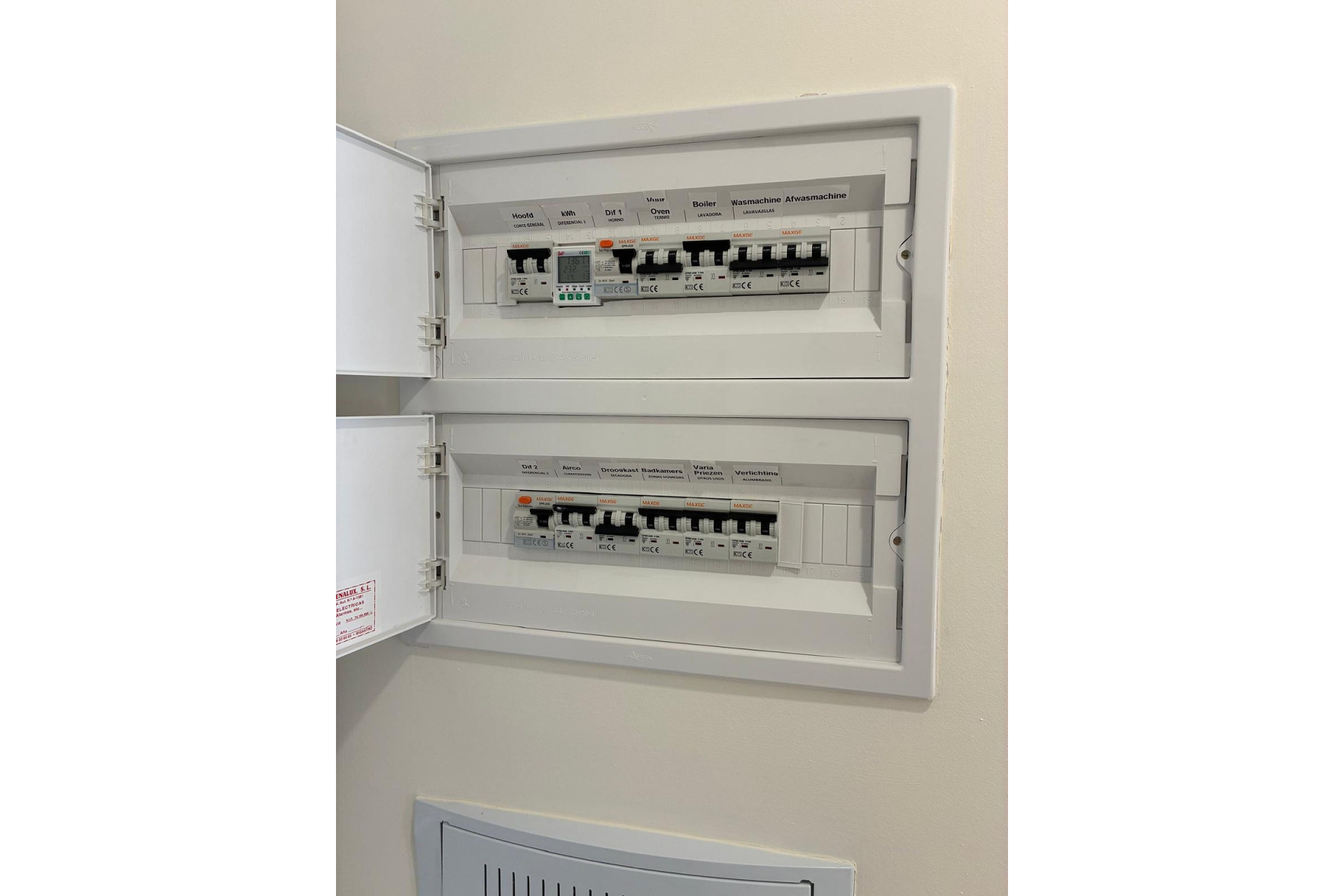 Resale - 1. Apartment / flat - Villamartin - Costa Blanca South