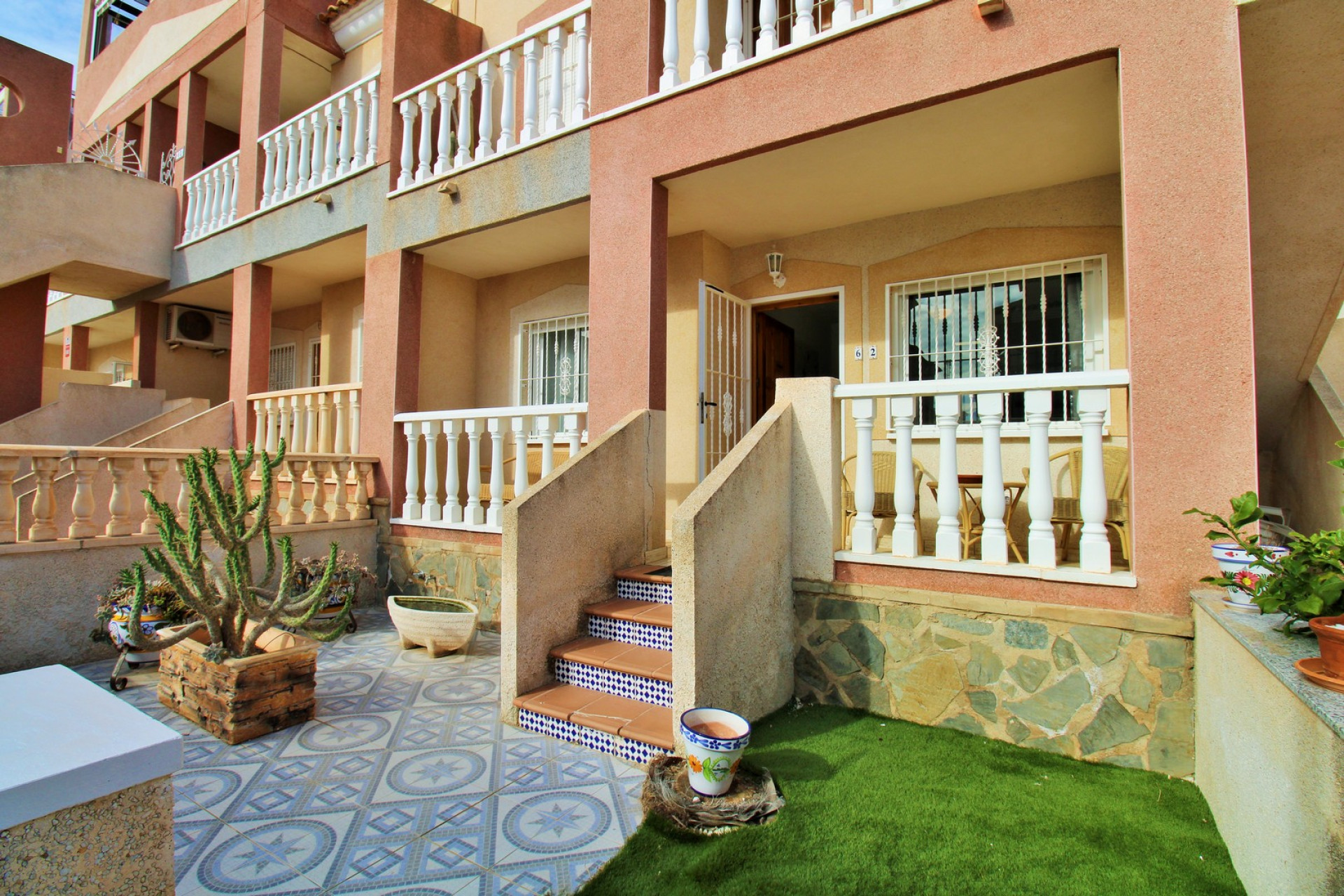 Resale - 1. Apartment / flat - Villamartin - Costa Blanca South