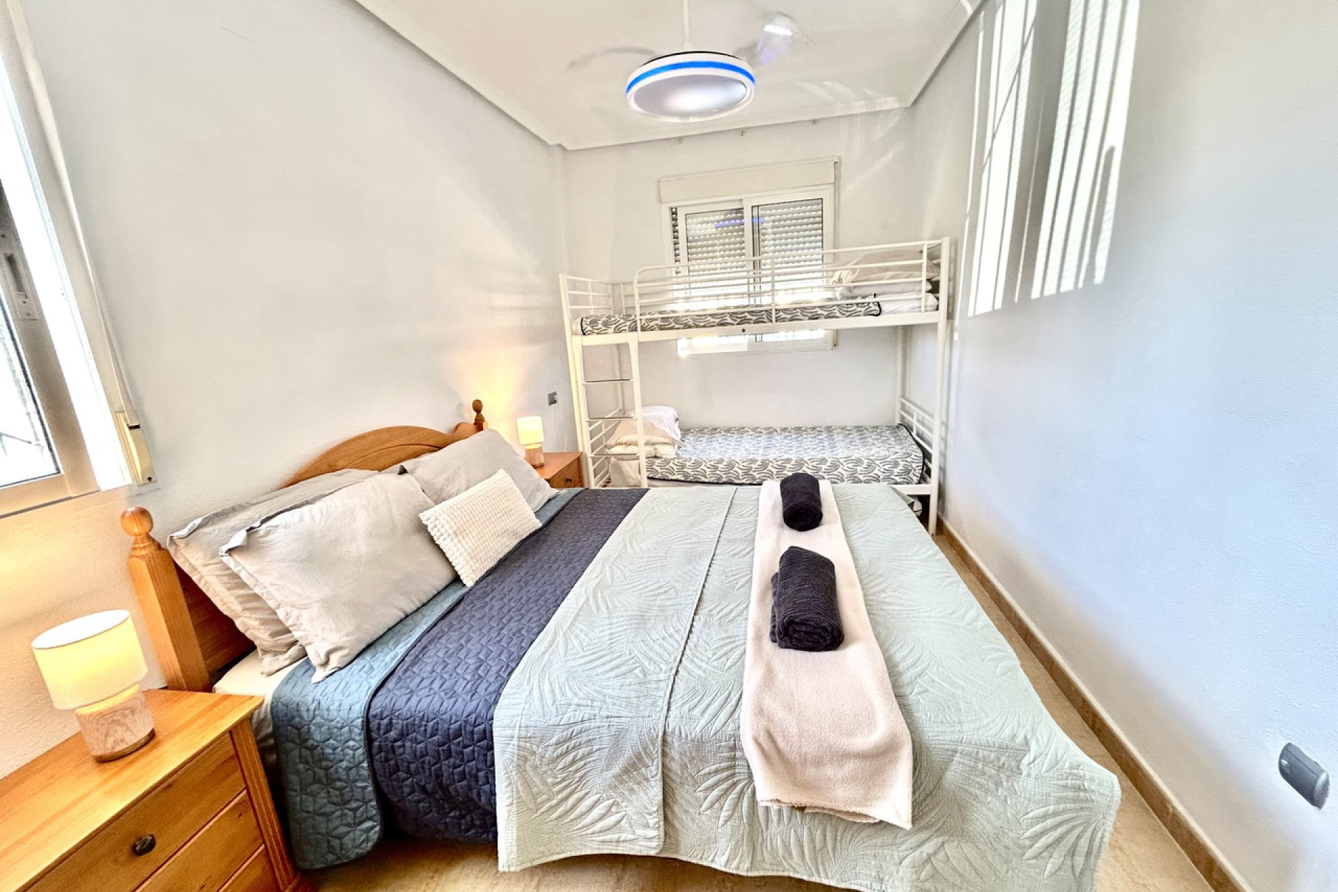 Resale - 1. Apartment / flat - Villamartin - Costa Blanca South