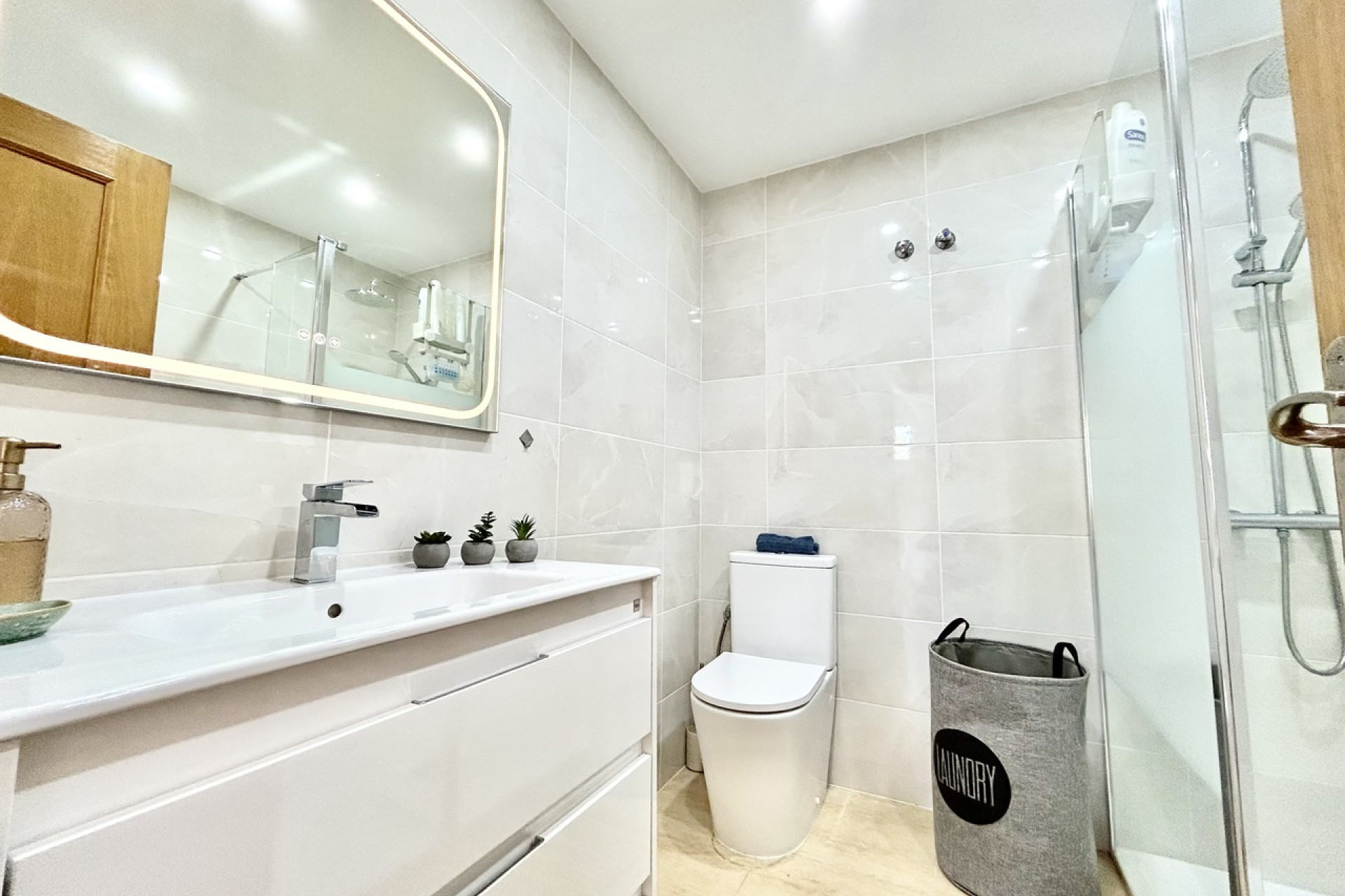 Resale - 1. Apartment / flat - Villamartin - Costa Blanca South