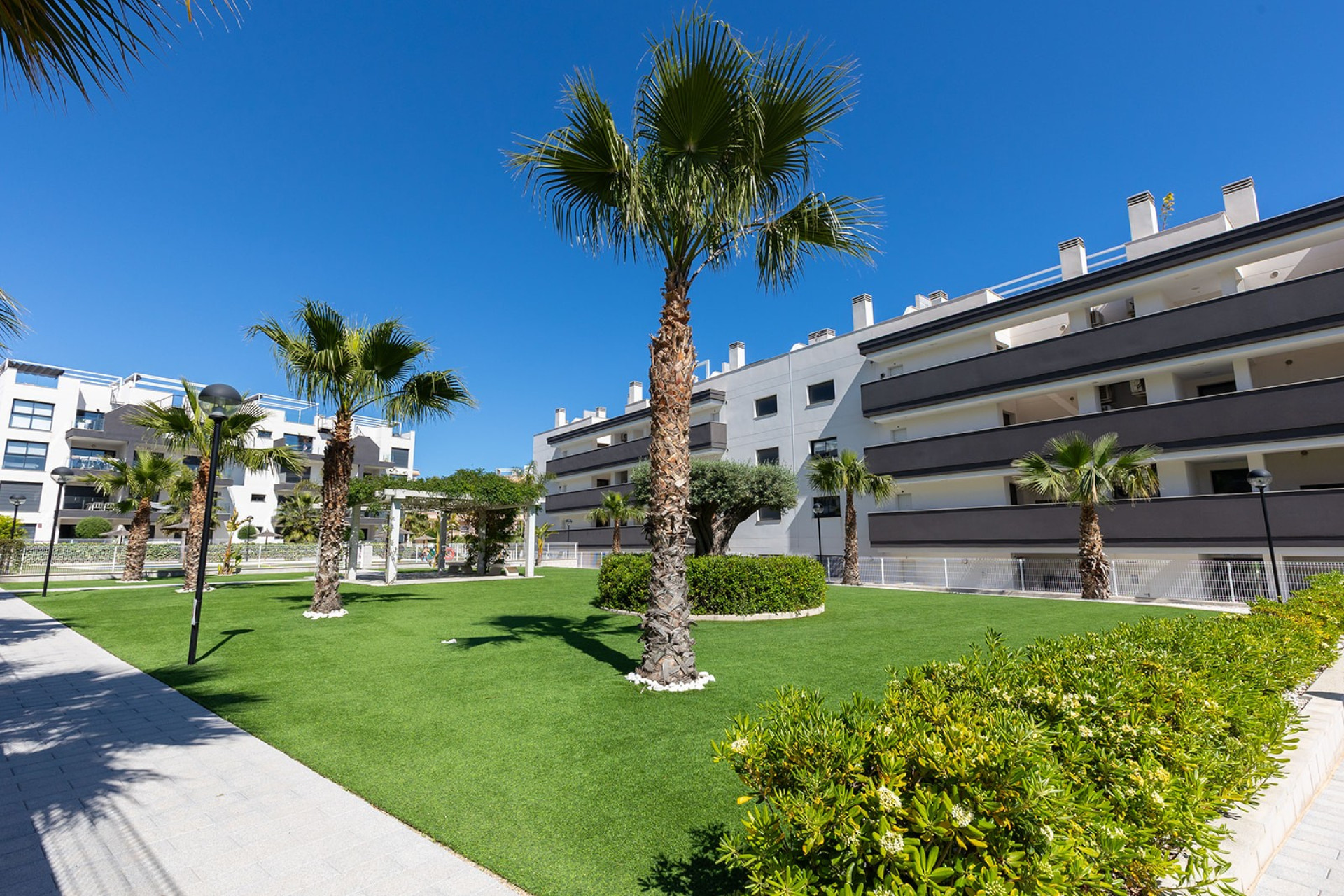 Resale - 1. Apartment / flat - Villamartin - Costa Blanca South
