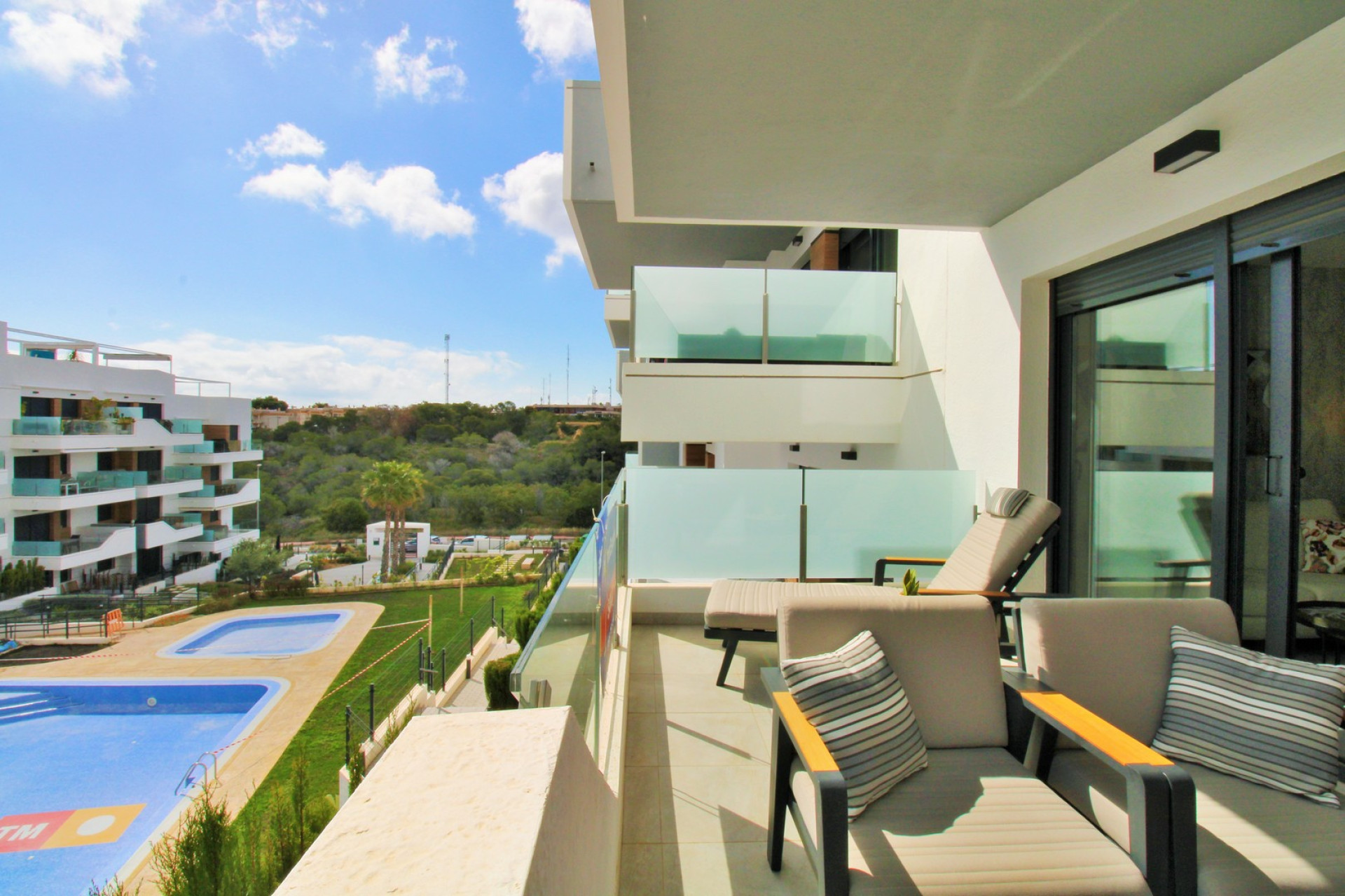Resale - 1. Apartment / flat - Villamartin - Costa Blanca South