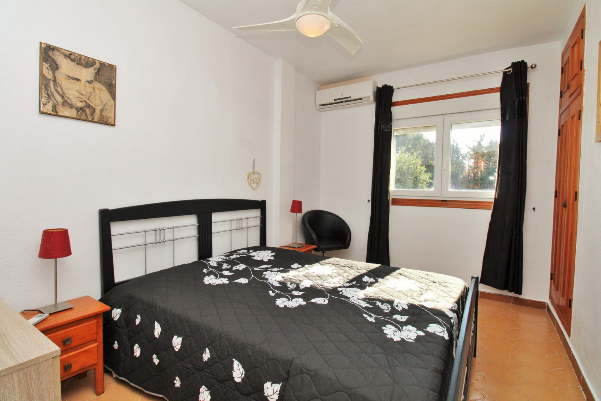 Resale - 1. Apartment / flat - Villamartin - Costa Blanca South