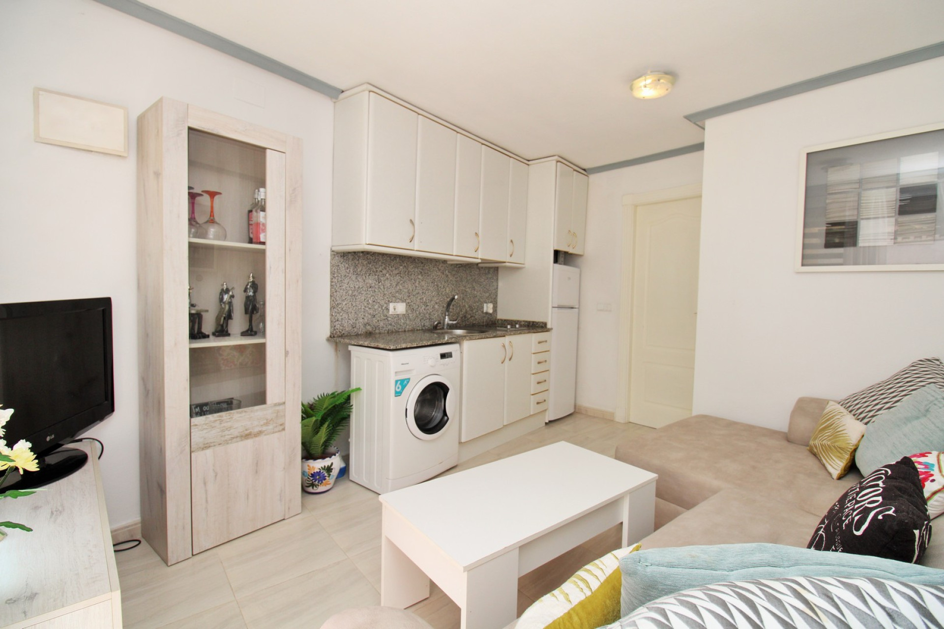 Resale - 1. Apartment / flat - Villamartin - Costa Blanca South