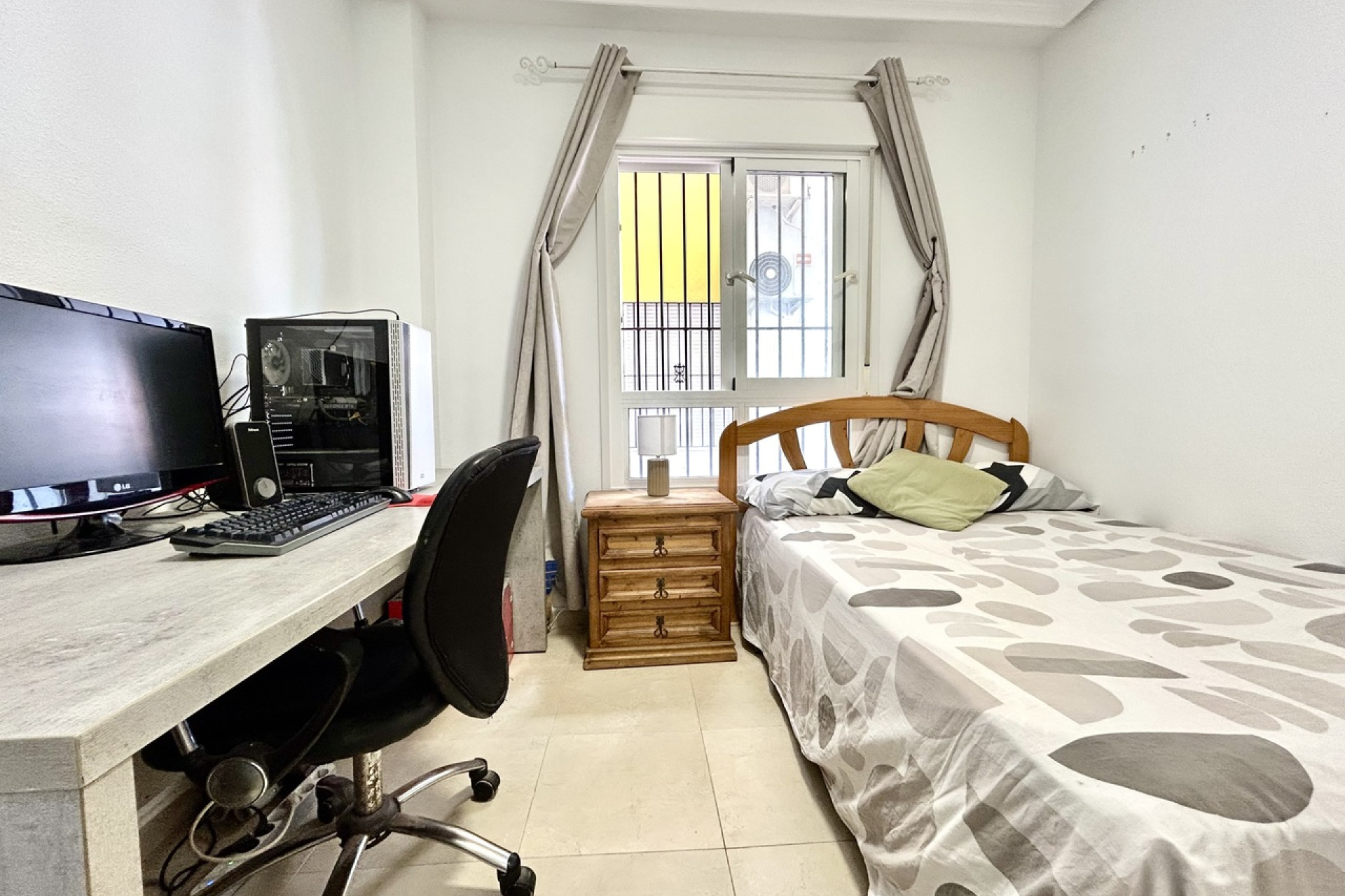 Resale - 1. Apartment / flat - Villamartin - Costa Blanca South