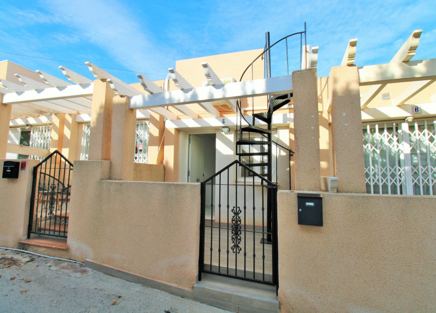 Resale - 1. Apartment / flat - Villamartin - Orihuela Costa