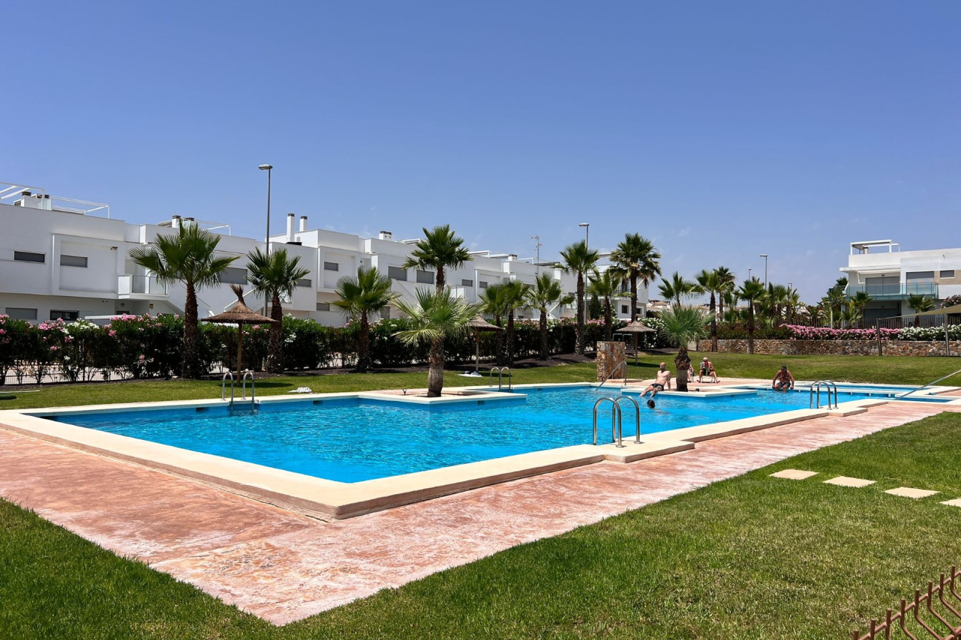 Resale - 1. Apartment / flat - Vistabella - Costa Blanca South