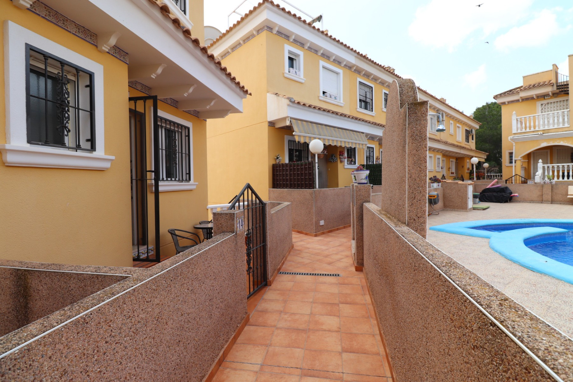 Resale - 2. Town house - Algorfa - Costa Blanca South