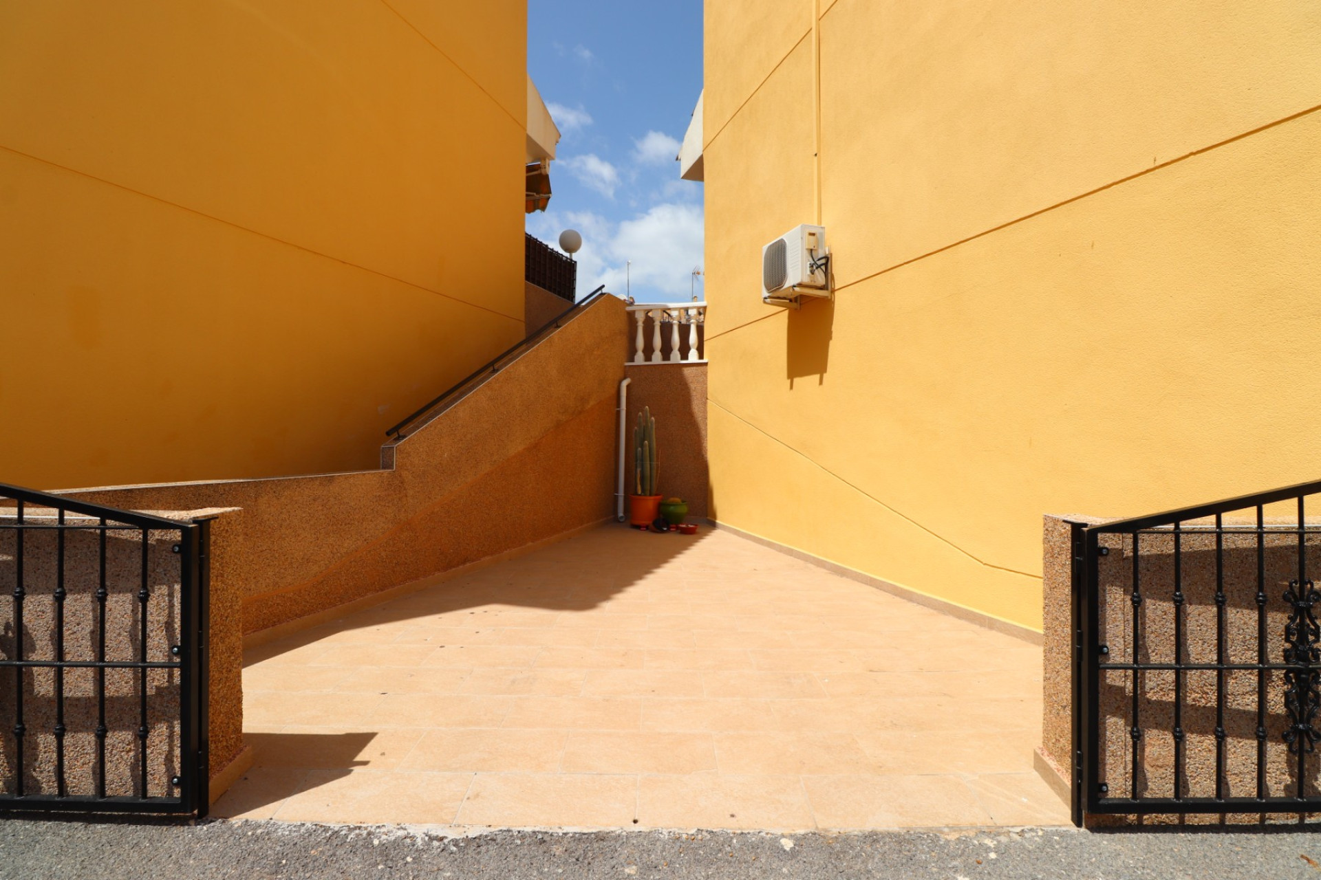 Resale - 2. Town house - Algorfa - Costa Blanca South