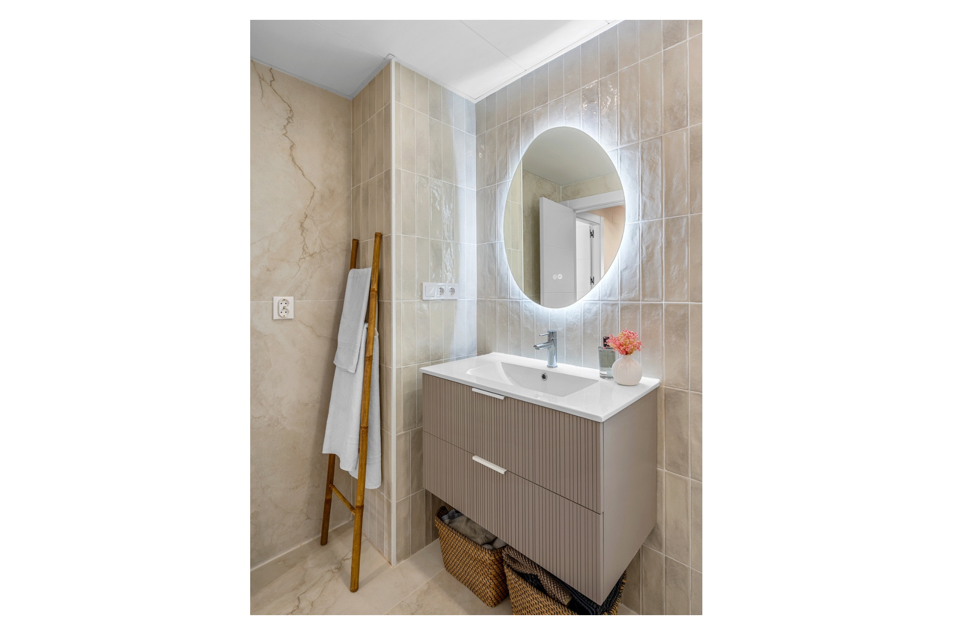 Resale - 2. Town house - Alicante - Costa Blanca North