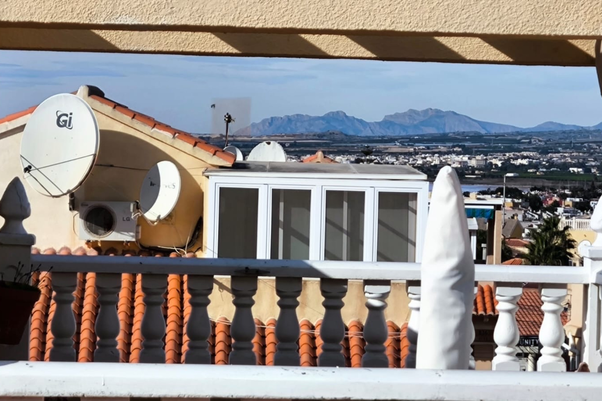 Resale - 2. Town house - El Chaparral - Costa Blanca South