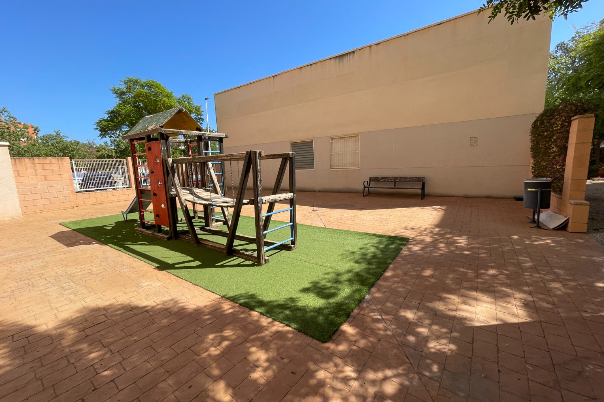 Resale - 2. Town house - Elche - Center