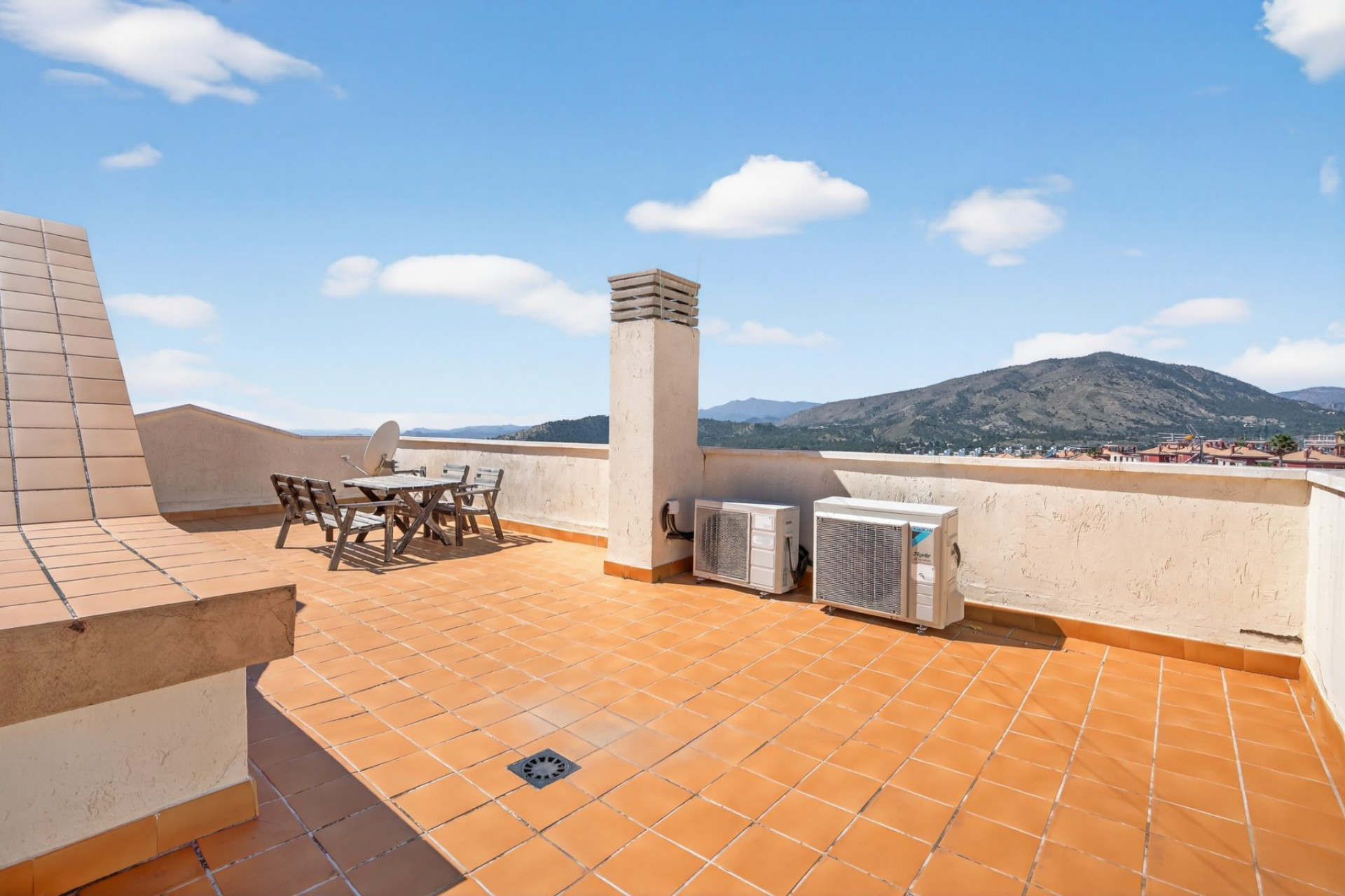 Resale - 2. Town house - Finestrat - Costa Blanca North