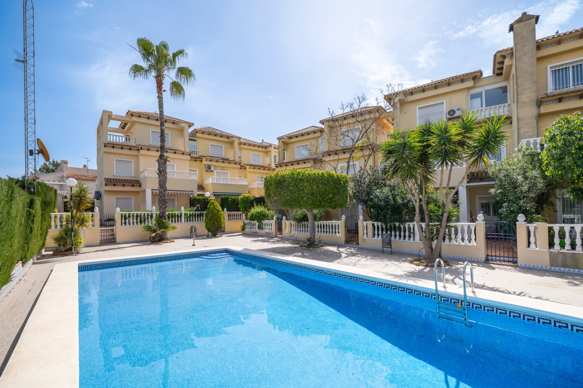 Resale - 2. Town house - Guardamar del Segura - El moncayo