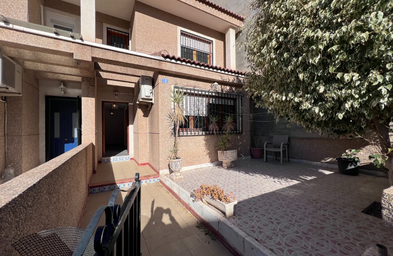 Resale - 2. Town house - Jacarilla - Orihuela