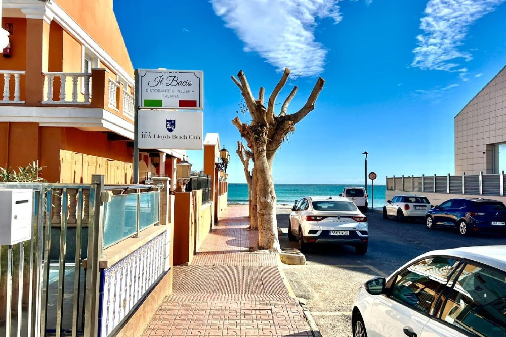 Resale - 2. Town house - La Mata - Costa Blanca South