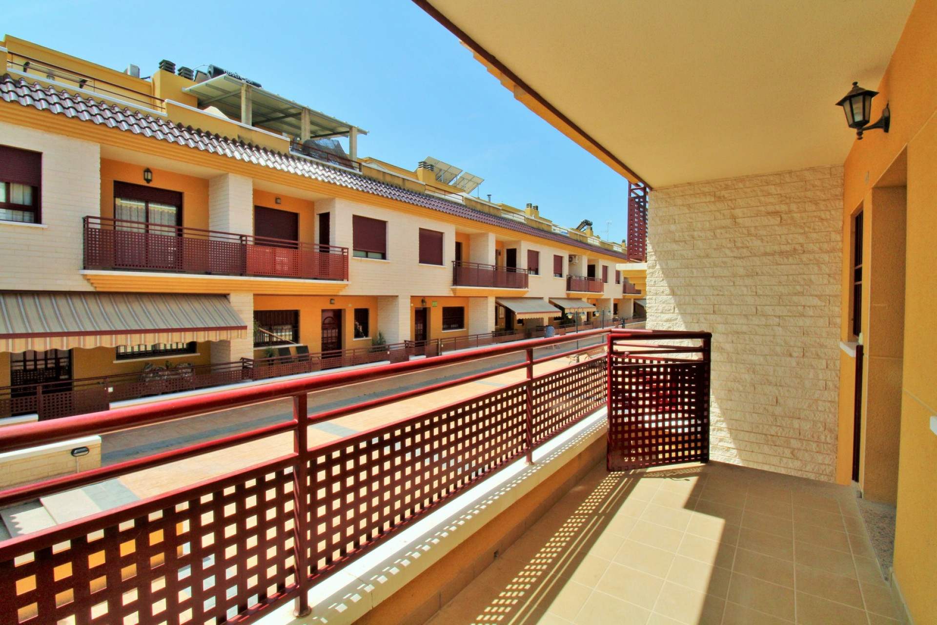 Resale - 2. Town house - Los Desamparados - Costa Blanca South