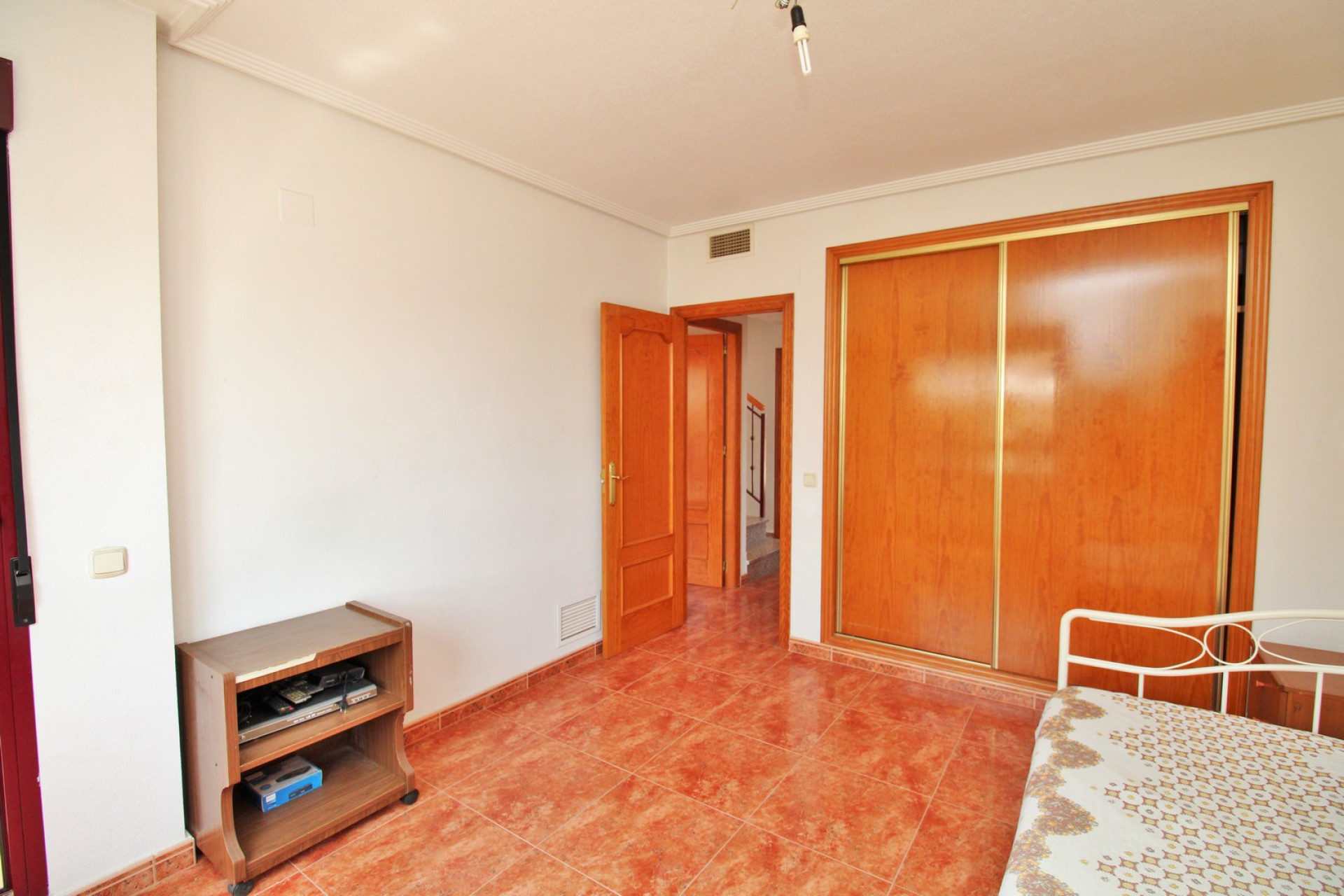 Resale - 2. Town house - Los Desamparados - Costa Blanca South