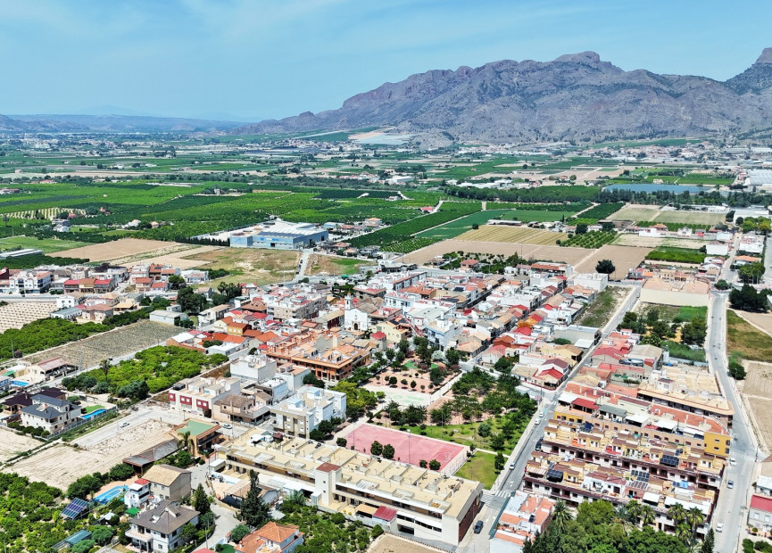 Resale - 2. Town house - Los Desamparados - Costa Blanca South